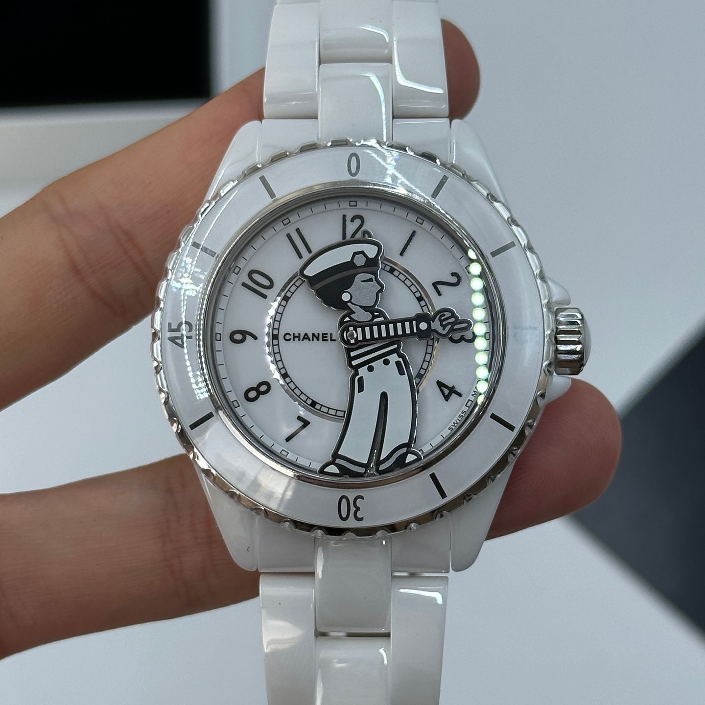 Chanel J12 H7481 - (7/8)