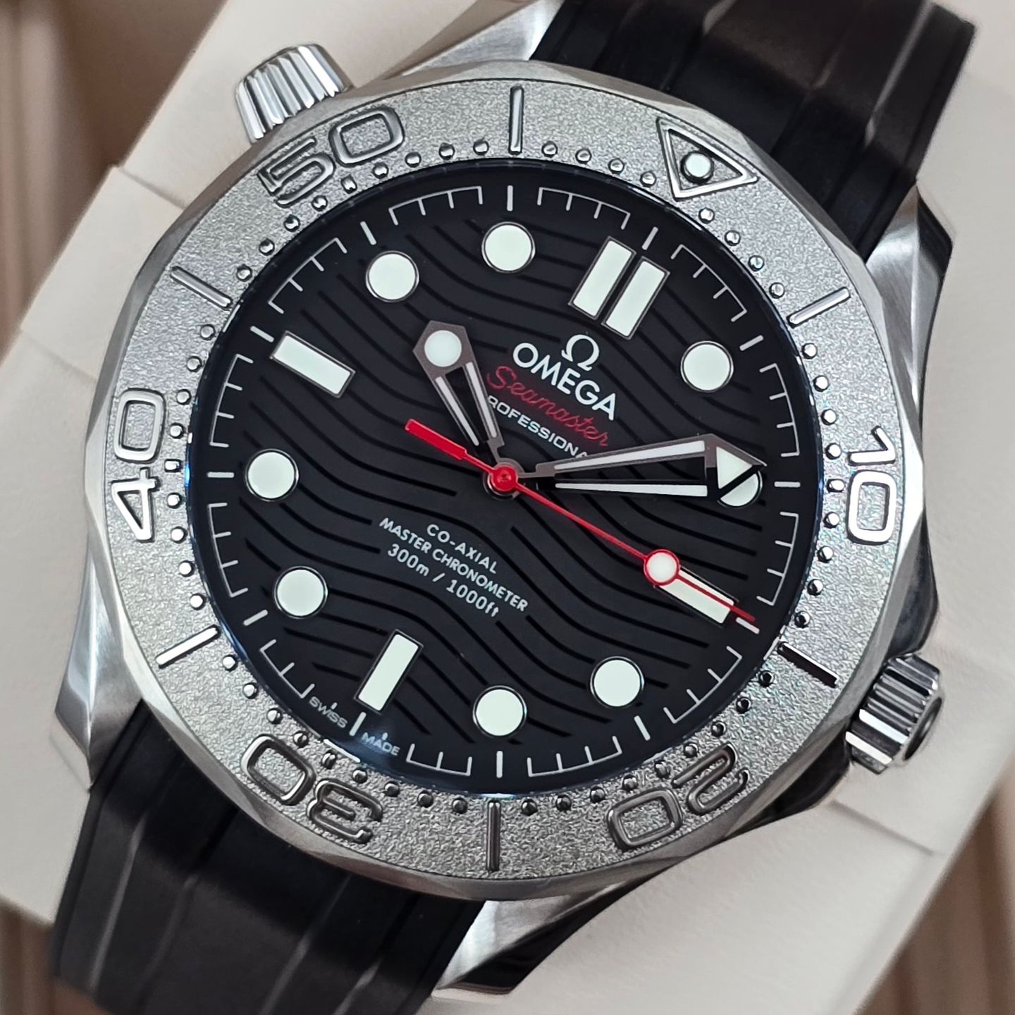 Omega Seamaster Diver 300 M 210.32.42.20.01.002 - (1/8)