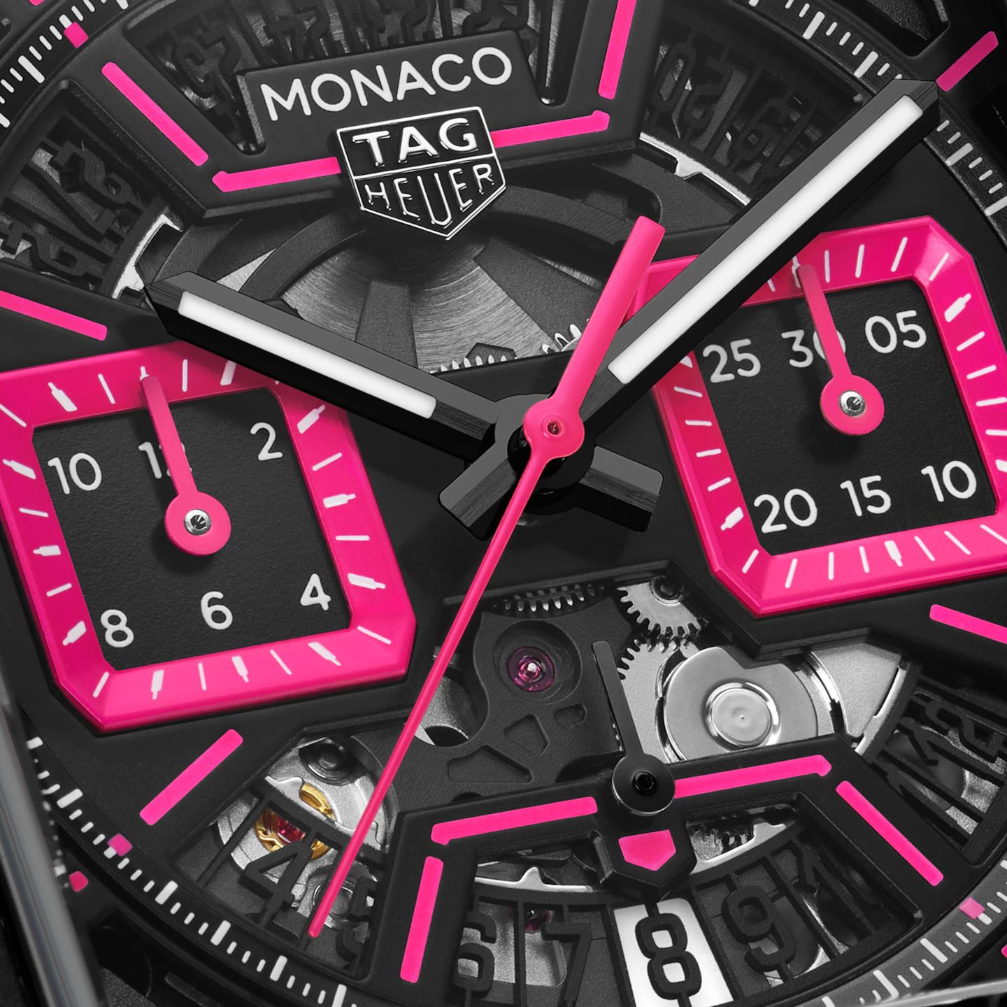 TAG Heuer Monaco CBL218B.FT6236 (2025) - Black dial 39 mm Titanium case (2/6)
