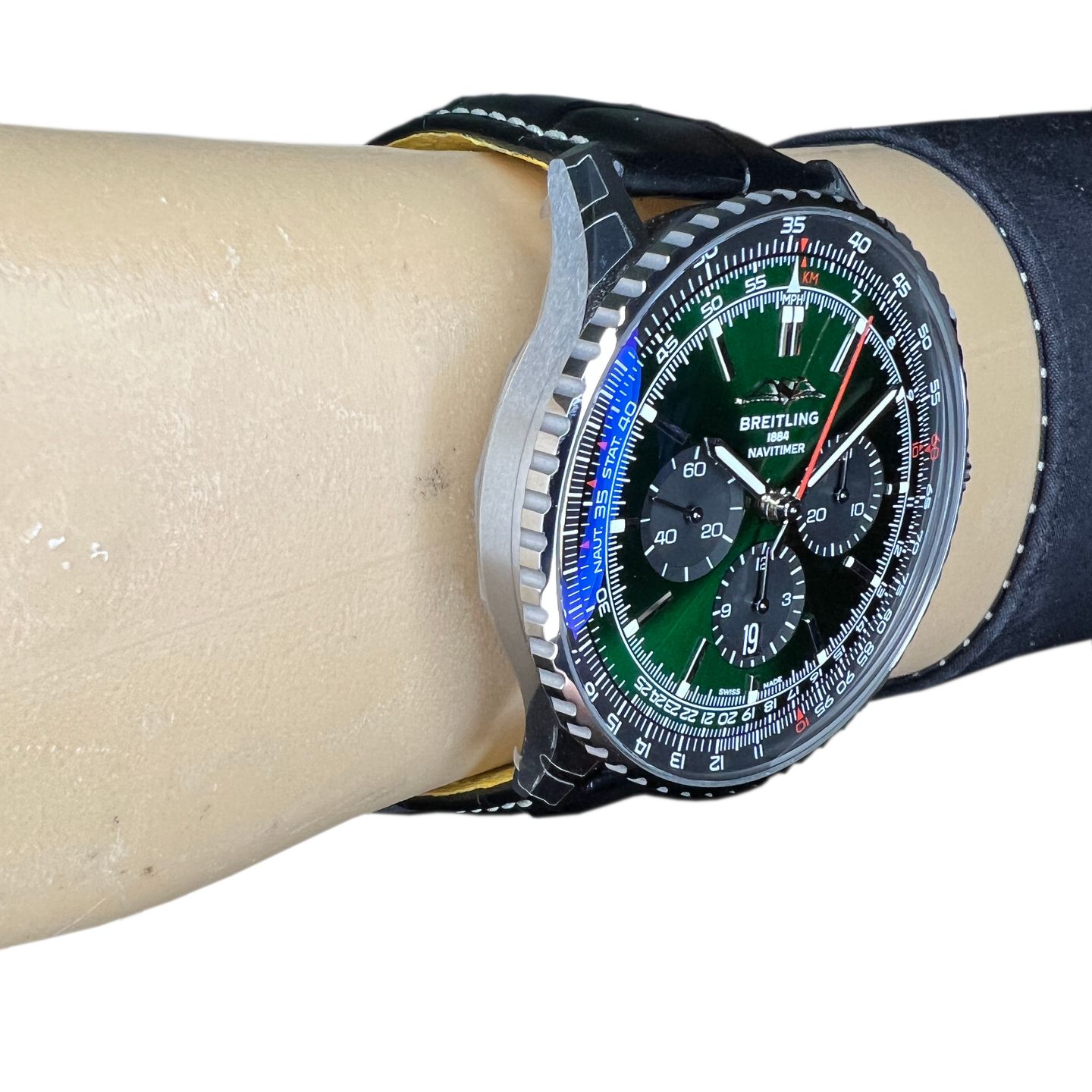 Breitling Navitimer 01 (46 MM) AB0137241L1P1 (2024) - Groen wijzerplaat 46mm Staal (6/8)