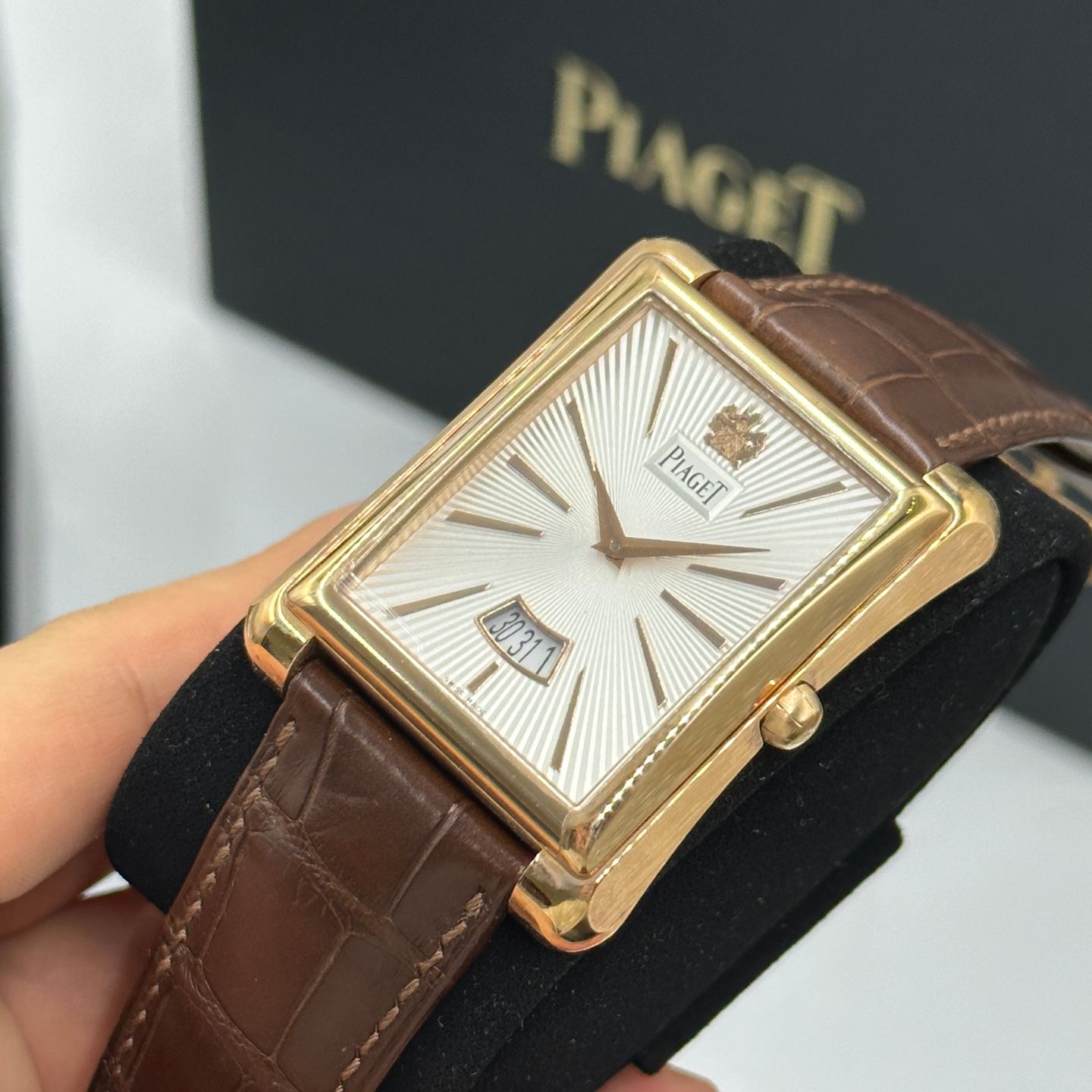 Piaget Emperador G0A32121 (2022) - Silver dial Unknown Rose Gold case (3/8)