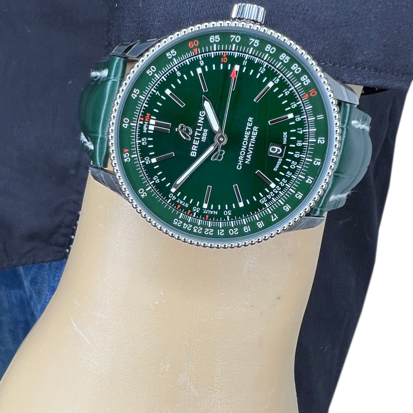 Breitling Navitimer A17326361L1P1 (2024) - Groen wijzerplaat 41mm Staal (3/8)