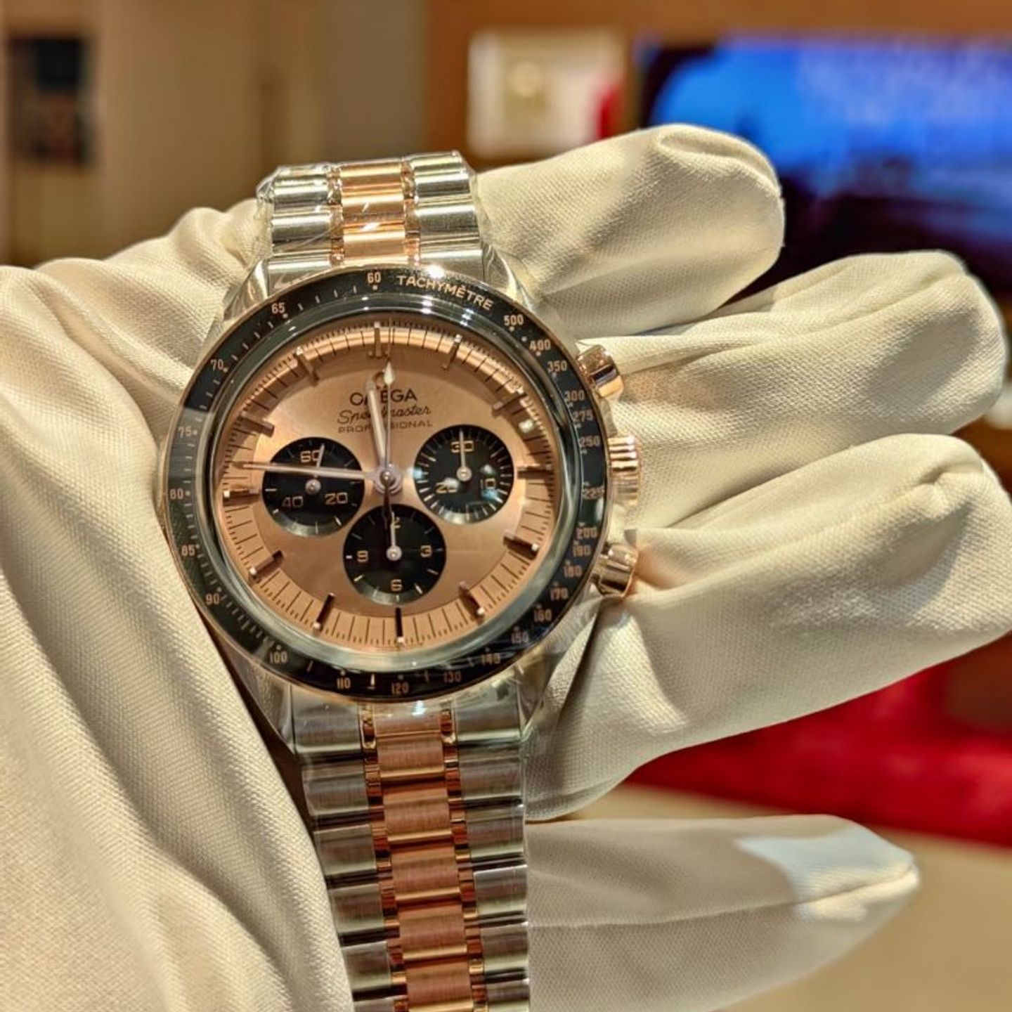 Omega Speedmaster Professional Moonwatch 310.20.42.50.99.001 - (4/5)