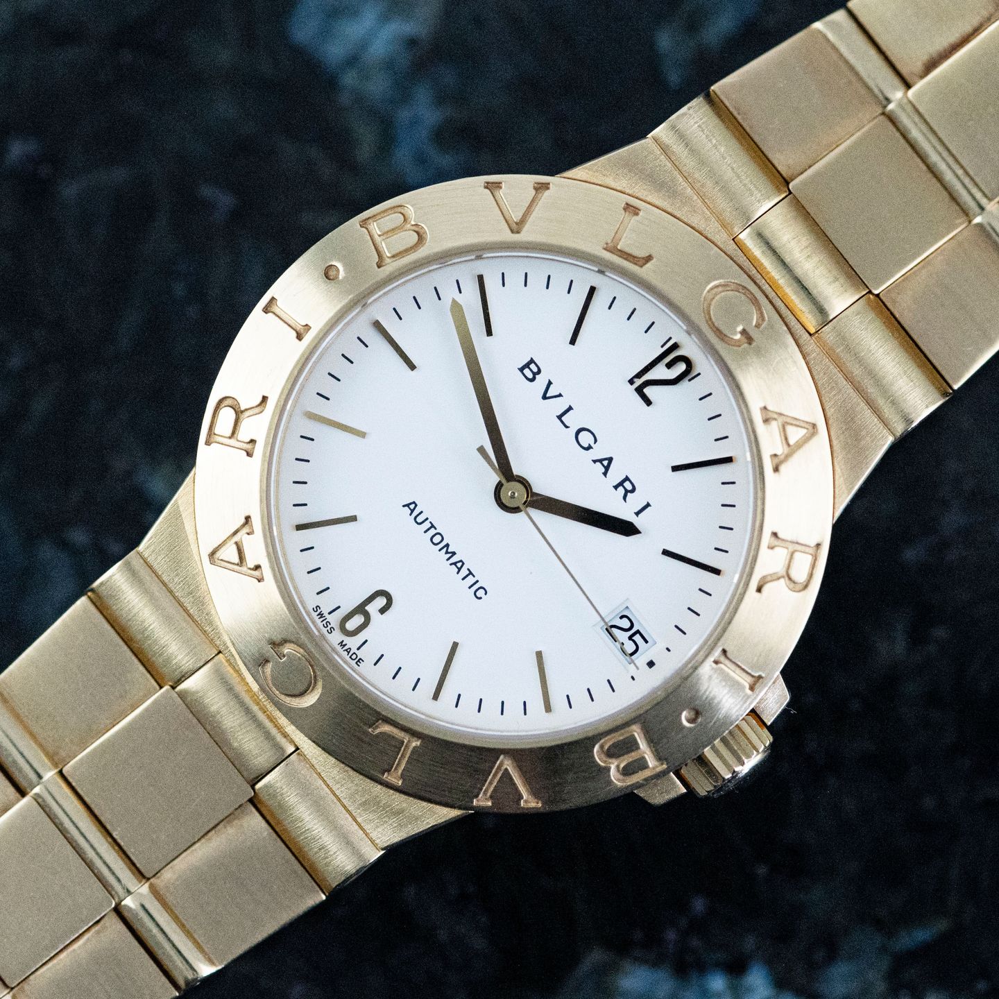 Bulgari Diagono LCV 35 G (2007) - White dial 35 mm Yellow Gold case (1/8)