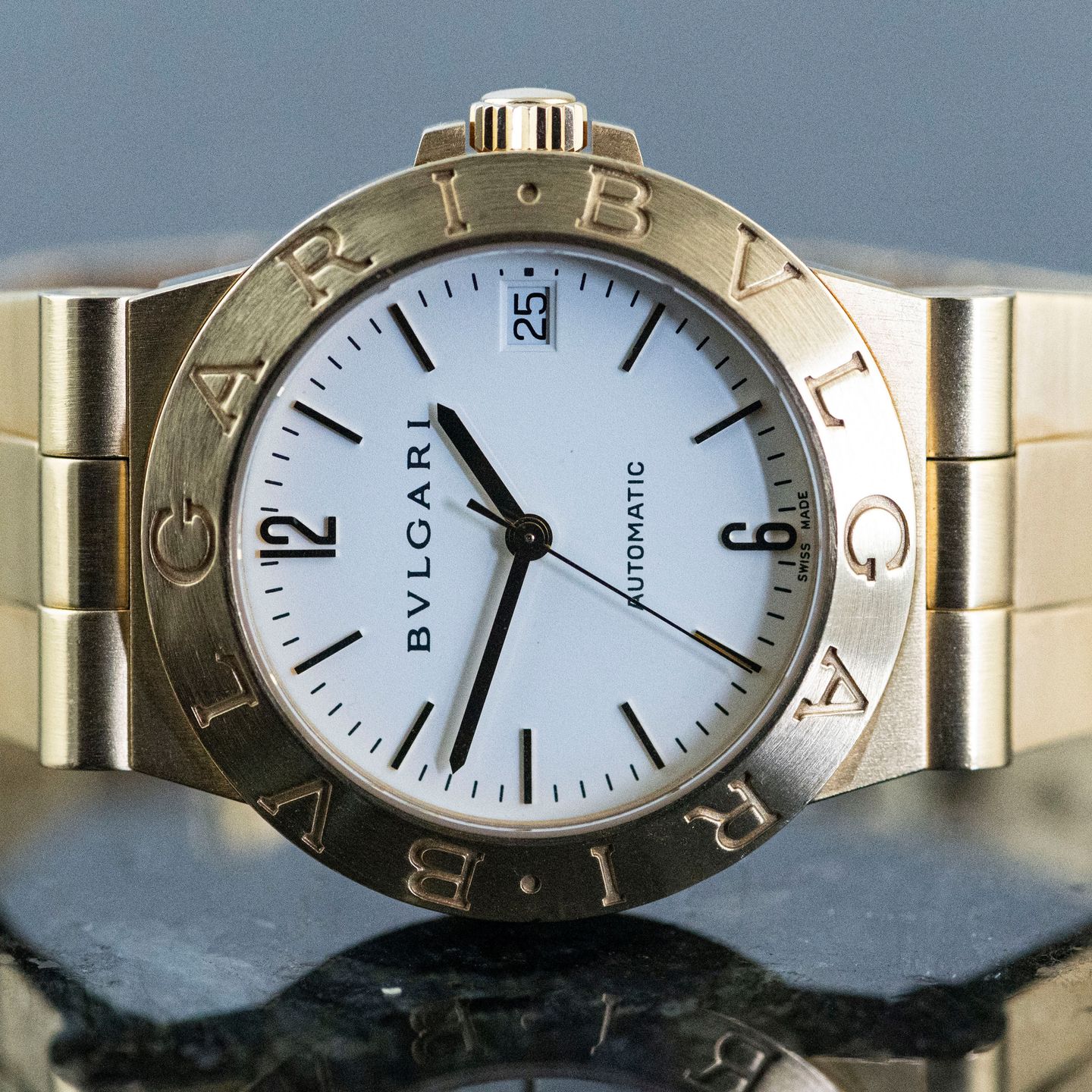 Bulgari Diagono LCV 35 G (2007) - White dial 35 mm Yellow Gold case (2/8)