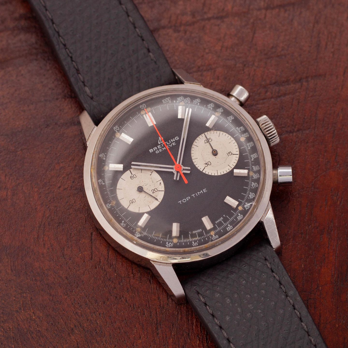 Breitling Top Time 2002-33 (1970) - Black dial 36 mm Steel case (1/8)