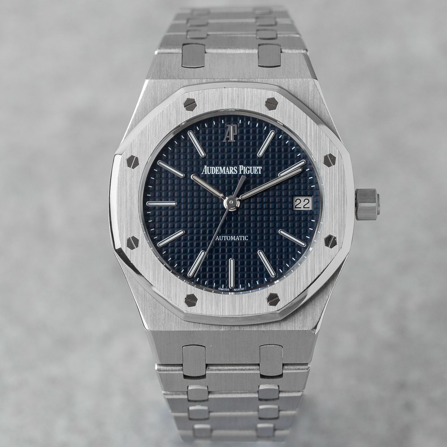 Audemars Piguet Royal Oak 14790ST (2003) - Blue dial 36 mm Steel case (1/8)