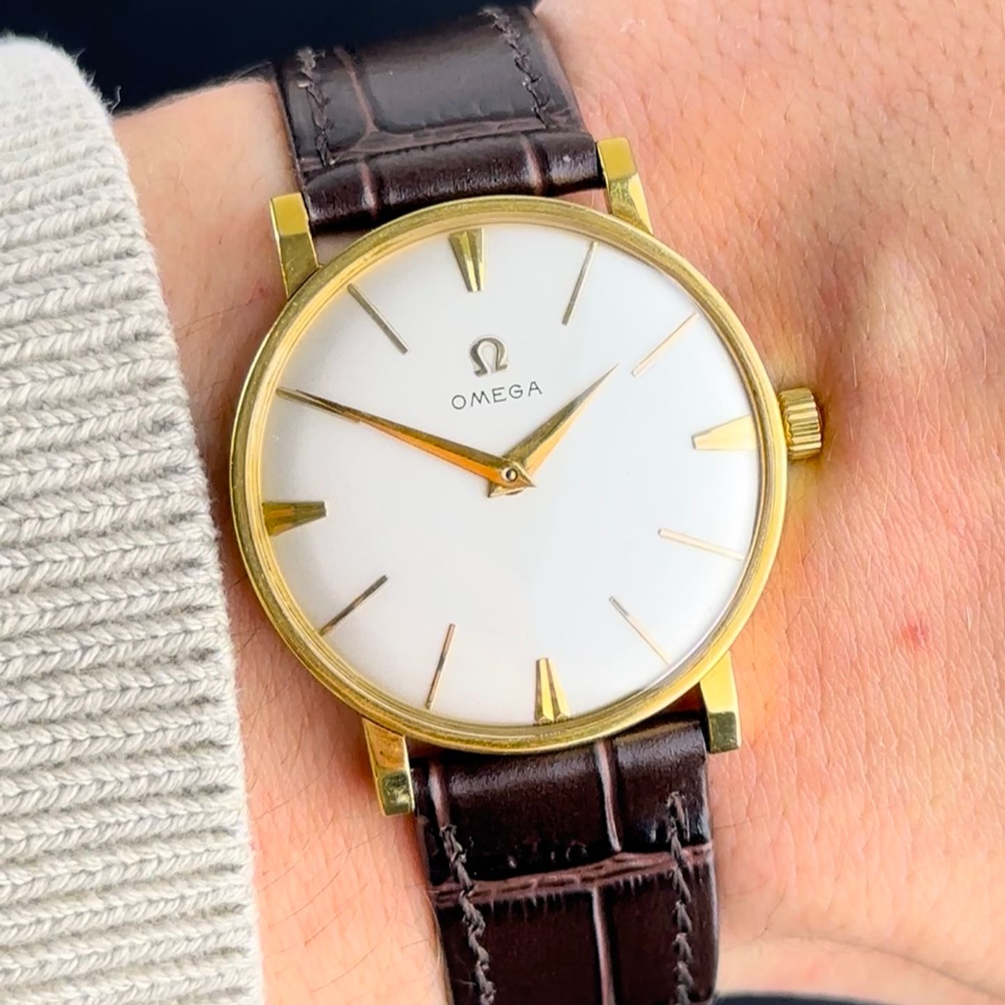 Omega Vintage 14372 (1956) - White dial 32 mm Yellow Gold case (2/8)