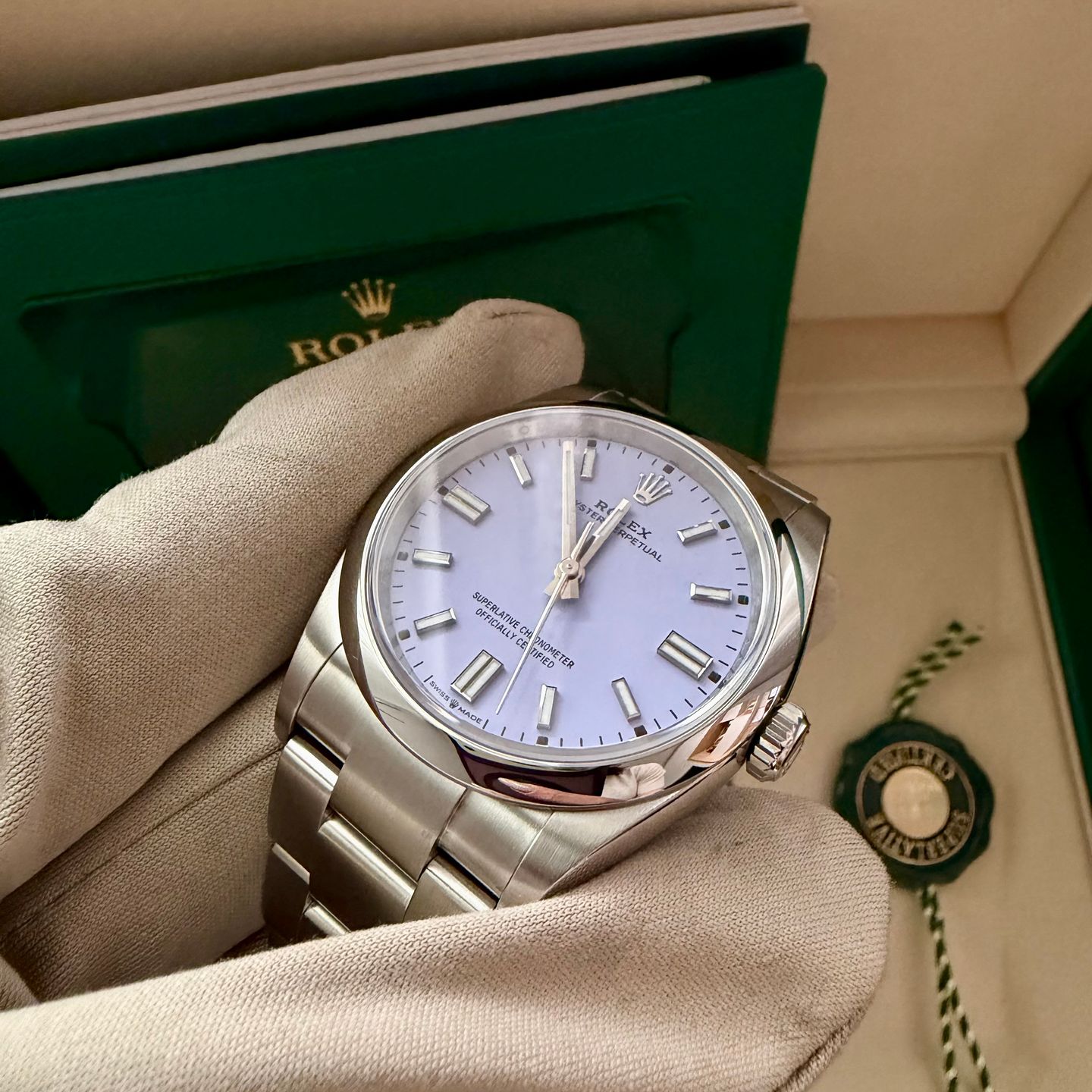 Rolex Oyster Perpetual 36 126000 - (7/8)
