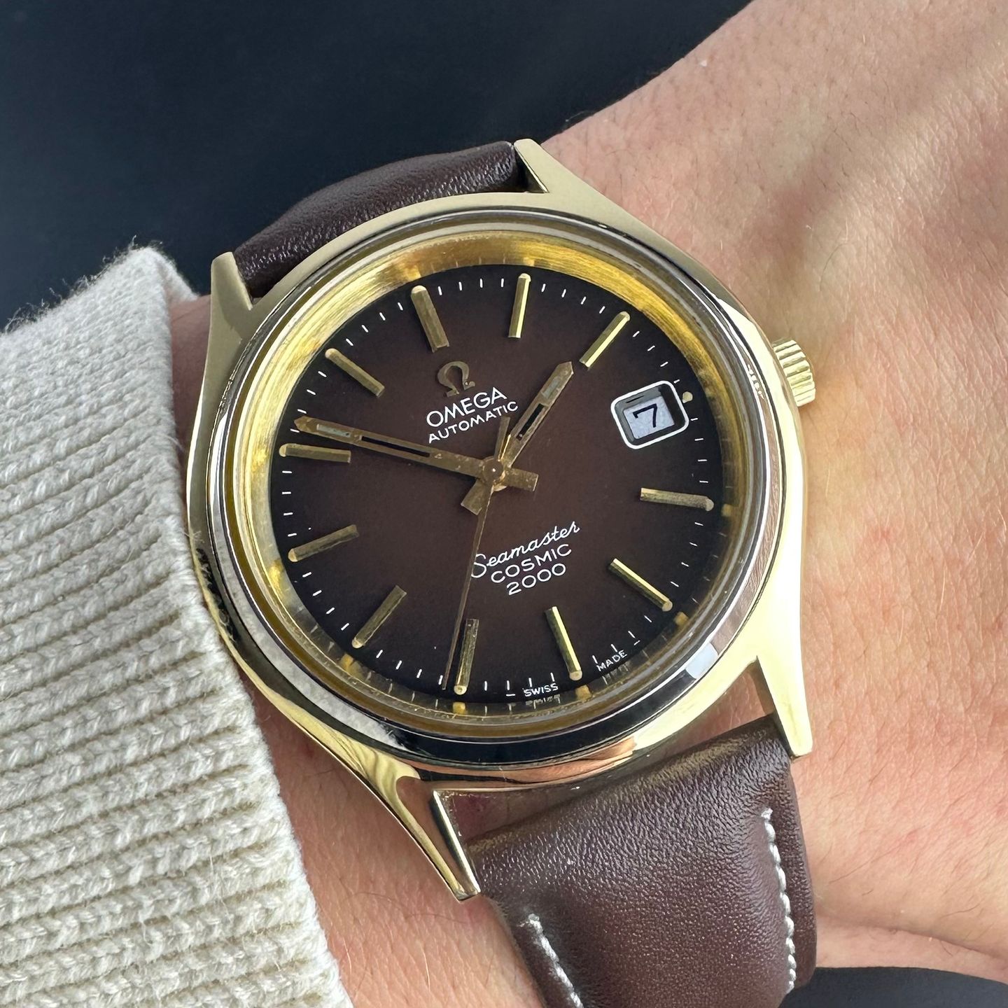 Omega Seamaster Cosmic 166.128 (1974) - Brown dial 38 mm Gold/Steel case (2/8)