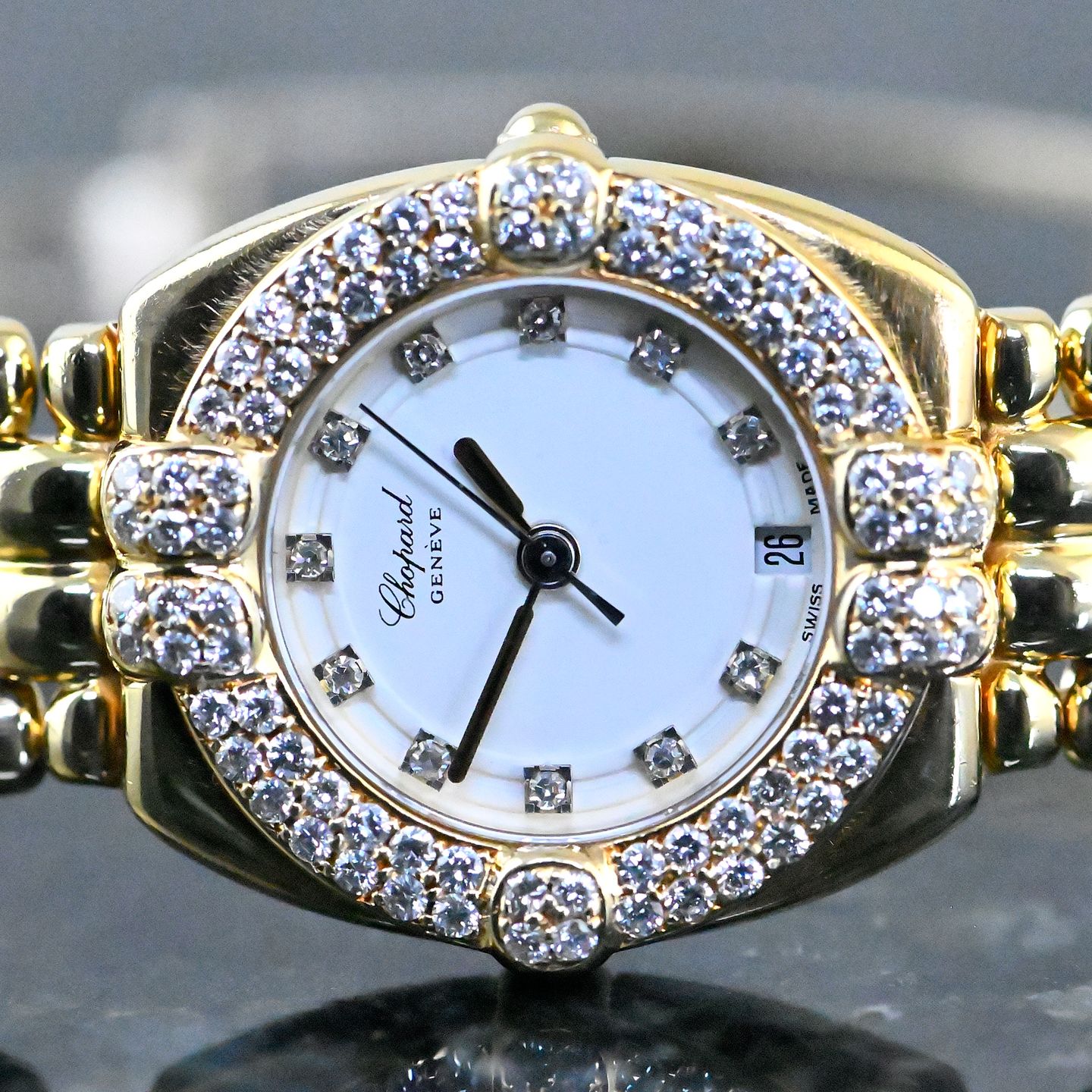 Chopard Gstaad 5229 (2013) - White dial 24 mm Yellow Gold case (2/8)