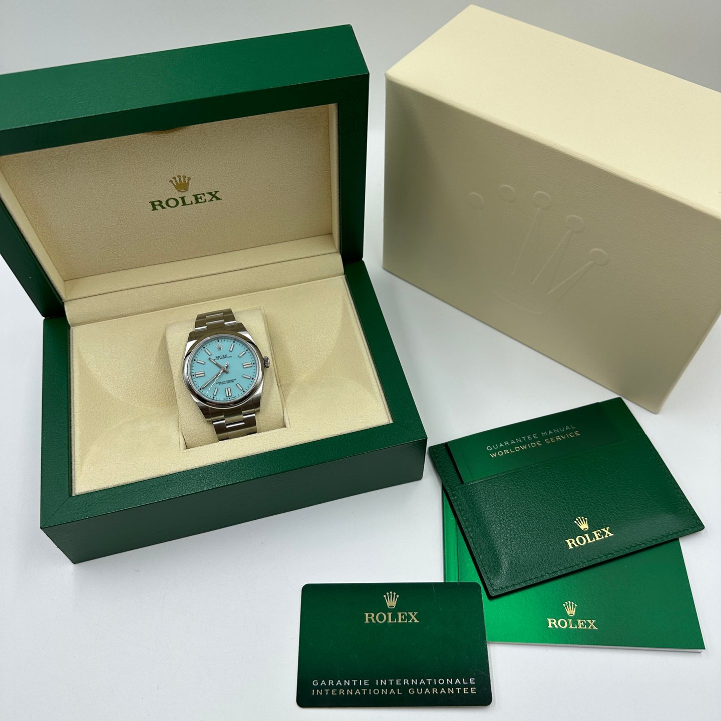 Rolex Oyster Perpetual 41 124300 (2022) - Blauw wijzerplaat 41mm Staal (1/8)