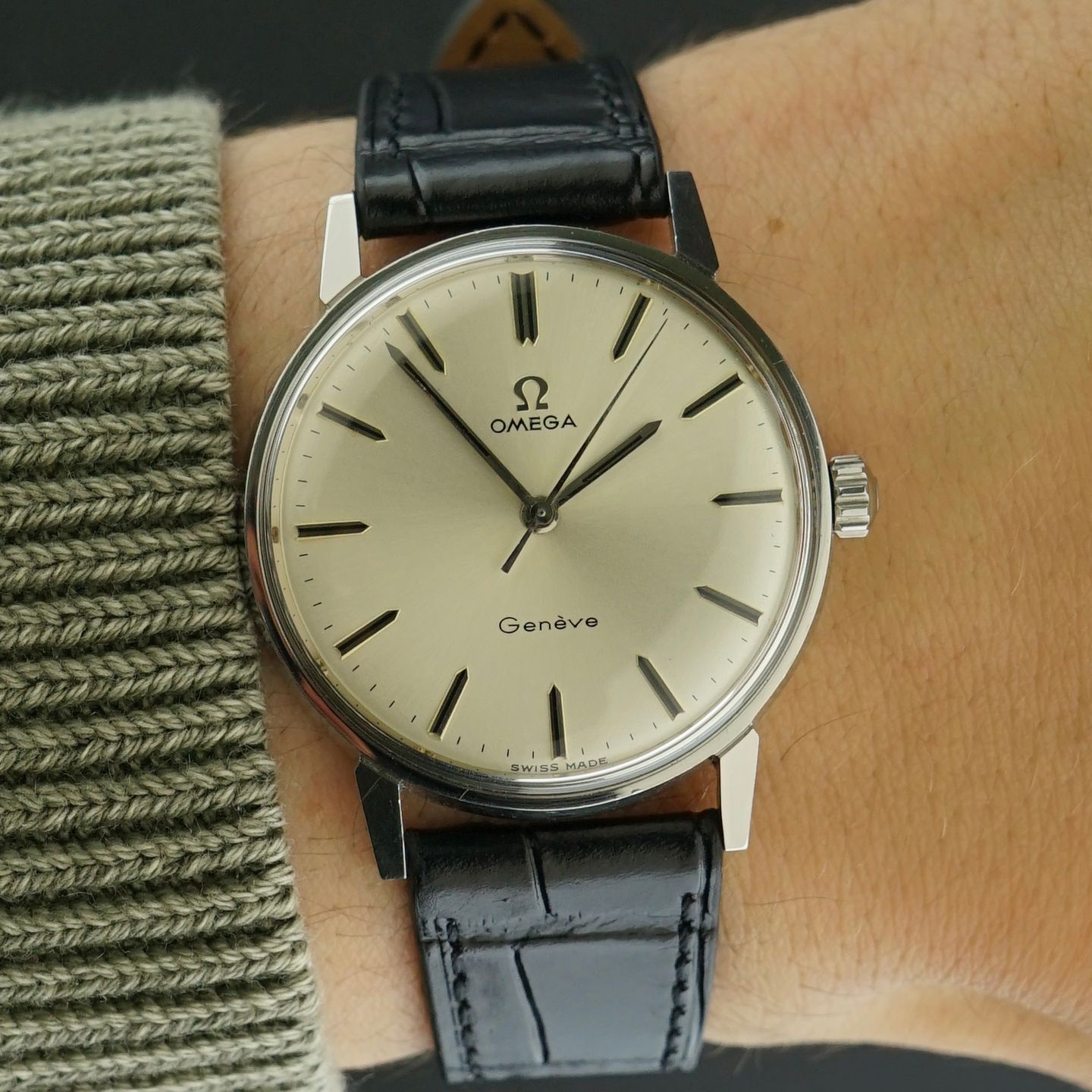 Omega Genève 135.011 (1970) - Wit wijzerplaat 34mm Staal (2/8)