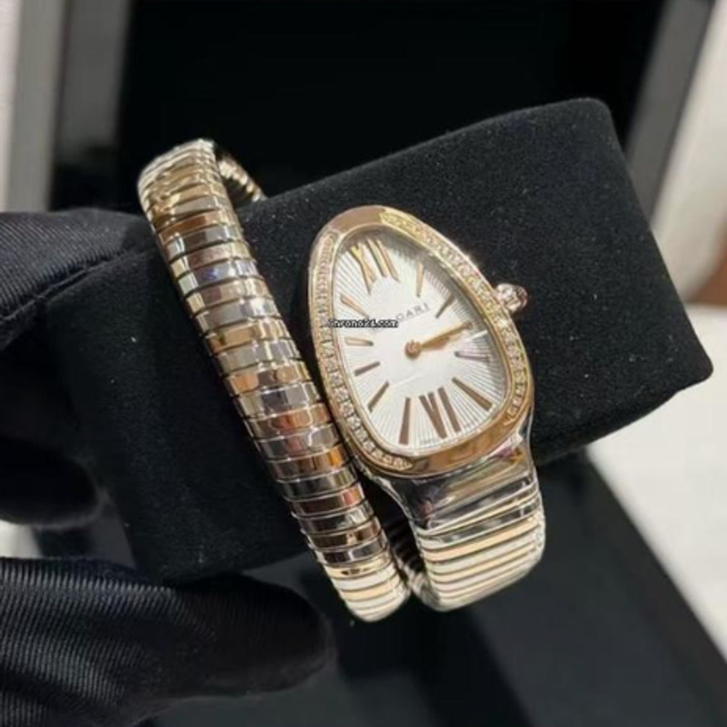 Bulgari Serpenti 102237 SP35C6SPGD.1T (Onbekend (willekeurig serienummer)) - Zilver wijzerplaat 35mm Staal (1/4)