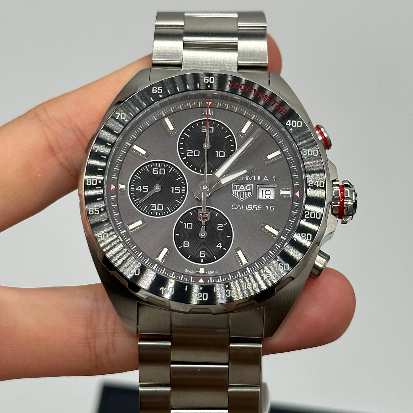 TAG Heuer Formula 1 Calibre 16 CAZ2012.BA0876 (2024) - Grijs wijzerplaat 44mm Staal (5/8)