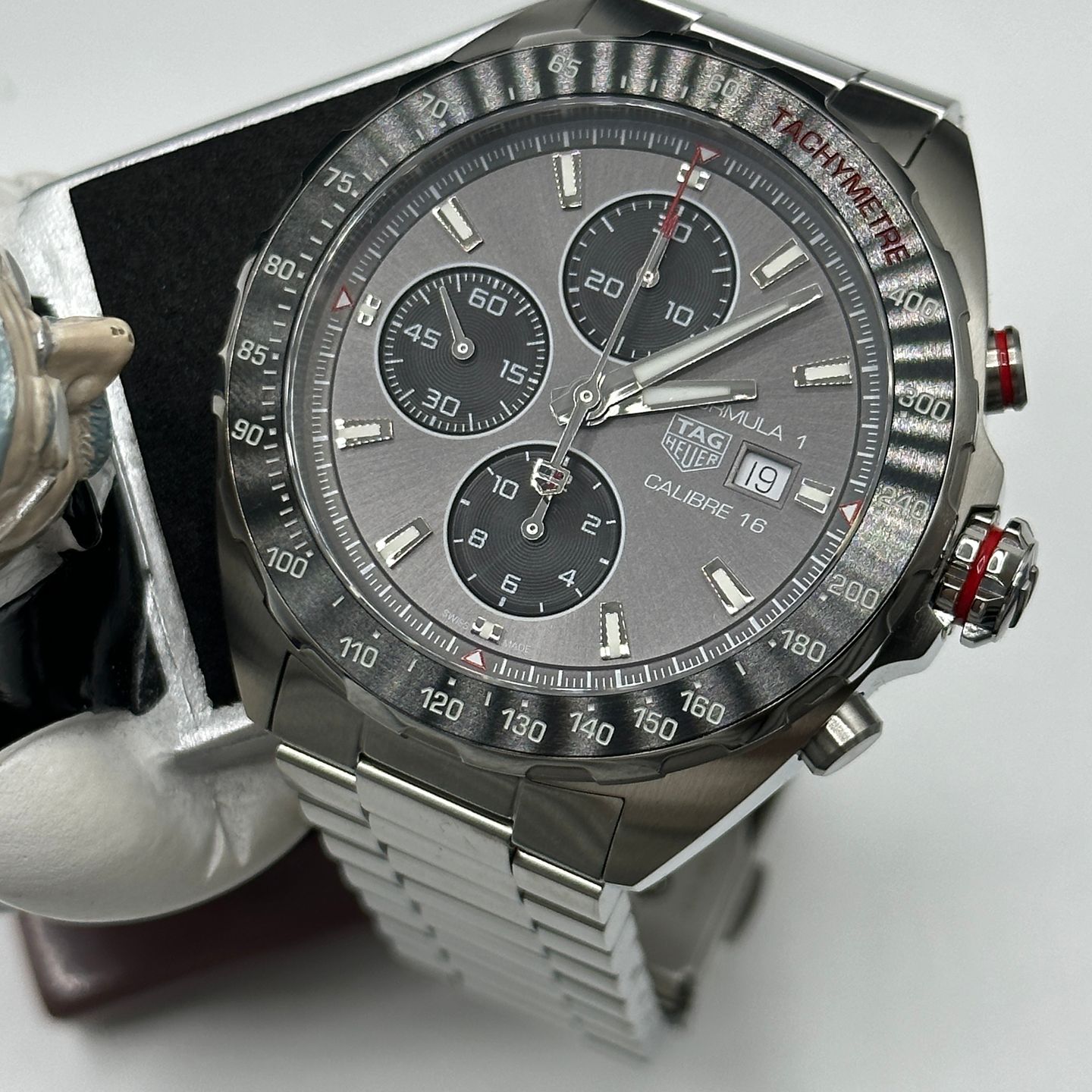 TAG Heuer Formula 1 Calibre 16 CAZ2012.BA0876 (2024) - Grijs wijzerplaat 44mm Staal (1/8)