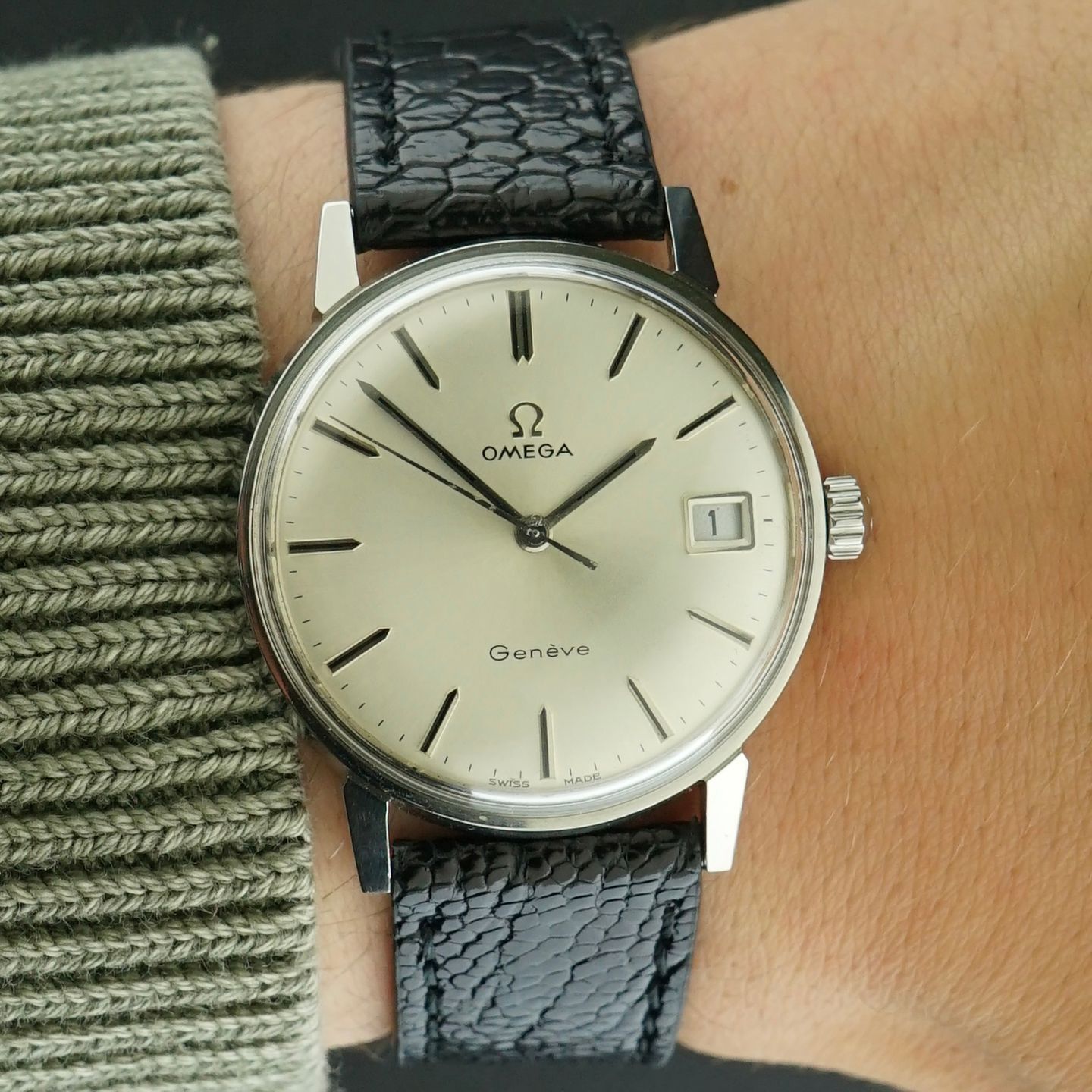 Omega Genève 136.011 (1970) - White dial 34 mm Steel case (2/8)
