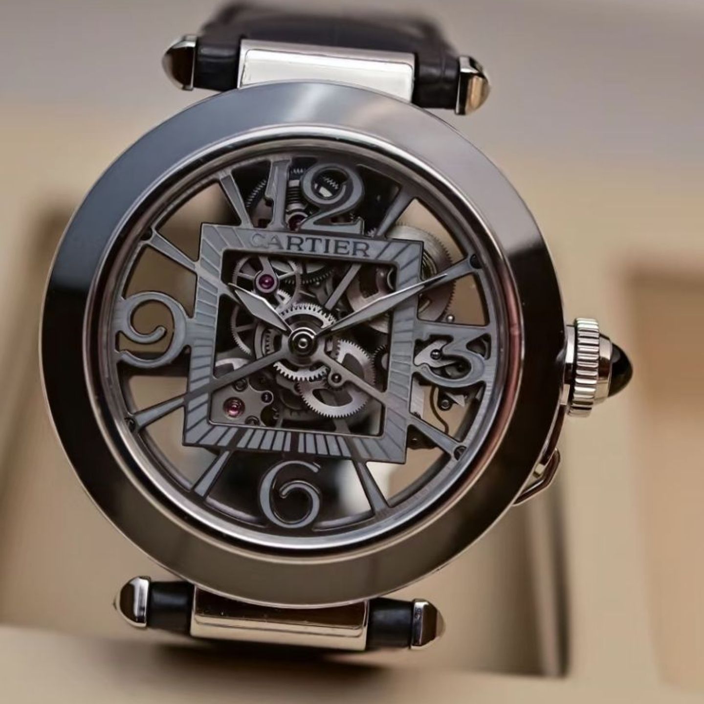 Cartier Pasha WHPA0017 (2023) - Transparant wijzerplaat 41mm Staal (3/4)