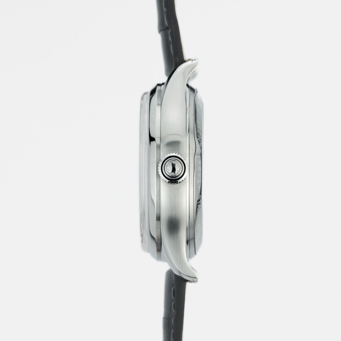 Montblanc Heritage Chronométrie 119951 (2023) - Silver dial 42 mm Steel case (4/8)