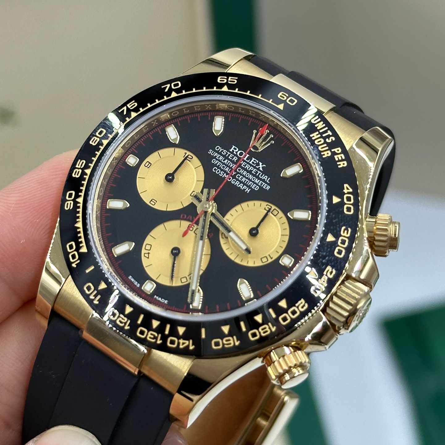 Rolex Daytona 116518 (2019) - Black dial 40 mm Yellow Gold case (8/8)