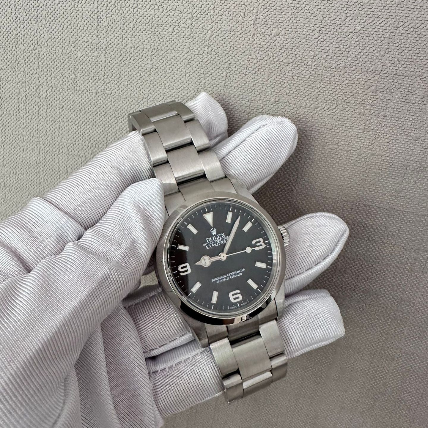 Rolex Explorer 114270 (Unknown (random serial)) - Black dial 36 mm Steel case (3/8)