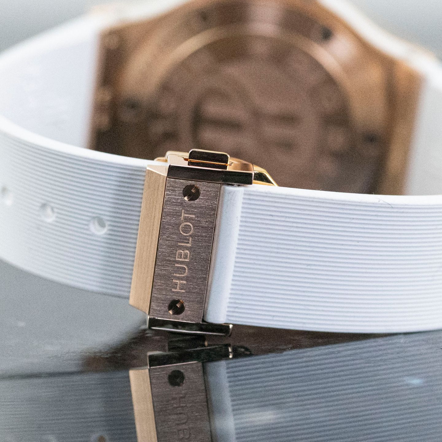 Hublot Big Bang 38 mm 361.PE.2010.RW.1104 (2018) - White dial 38 mm Rose Gold case (5/8)