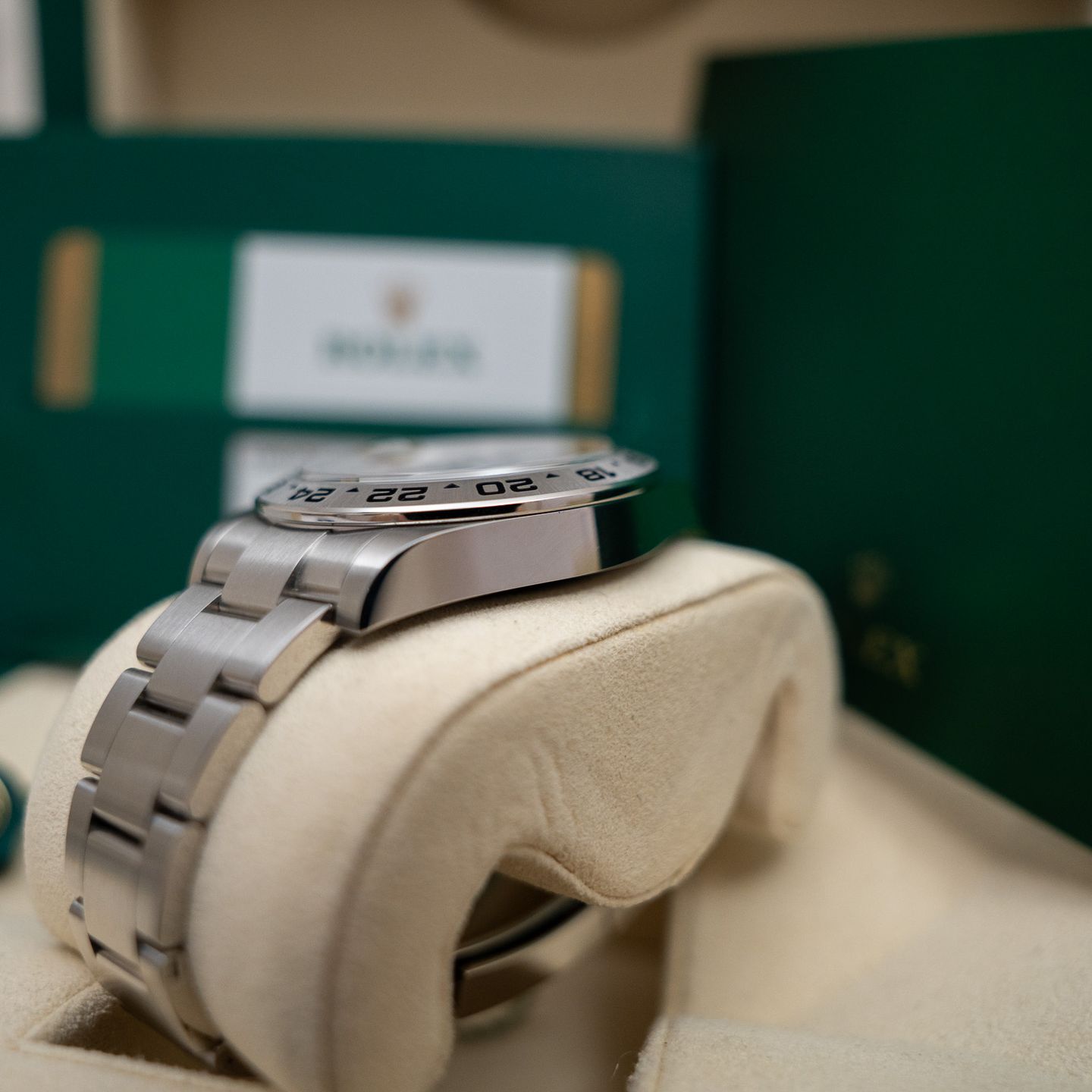 Rolex Explorer II 216570 - (8/8)