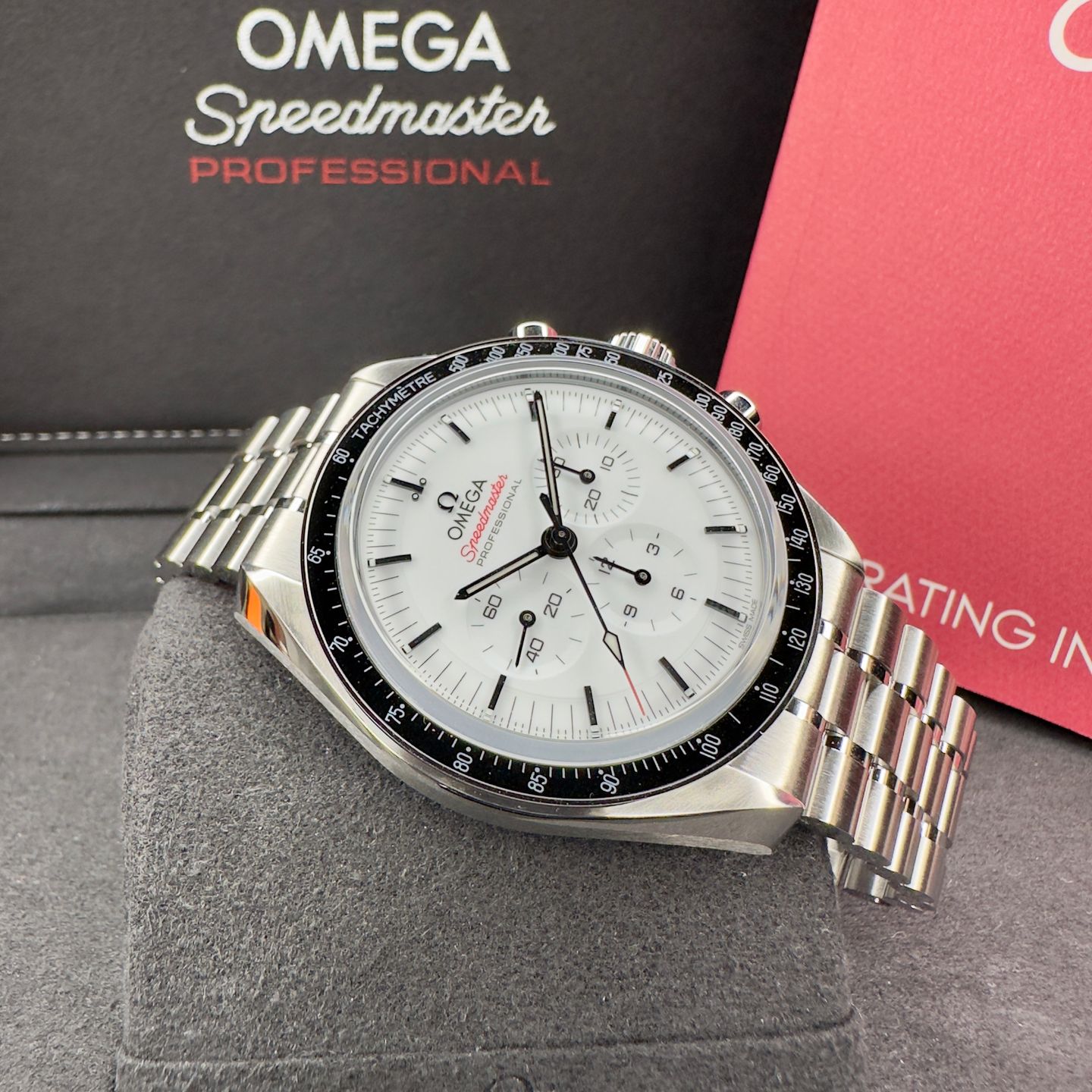 Omega Speedmaster Professional Moonwatch 310.30.42.50.04.001 (2024) - Wit wijzerplaat 42mm Staal (4/8)