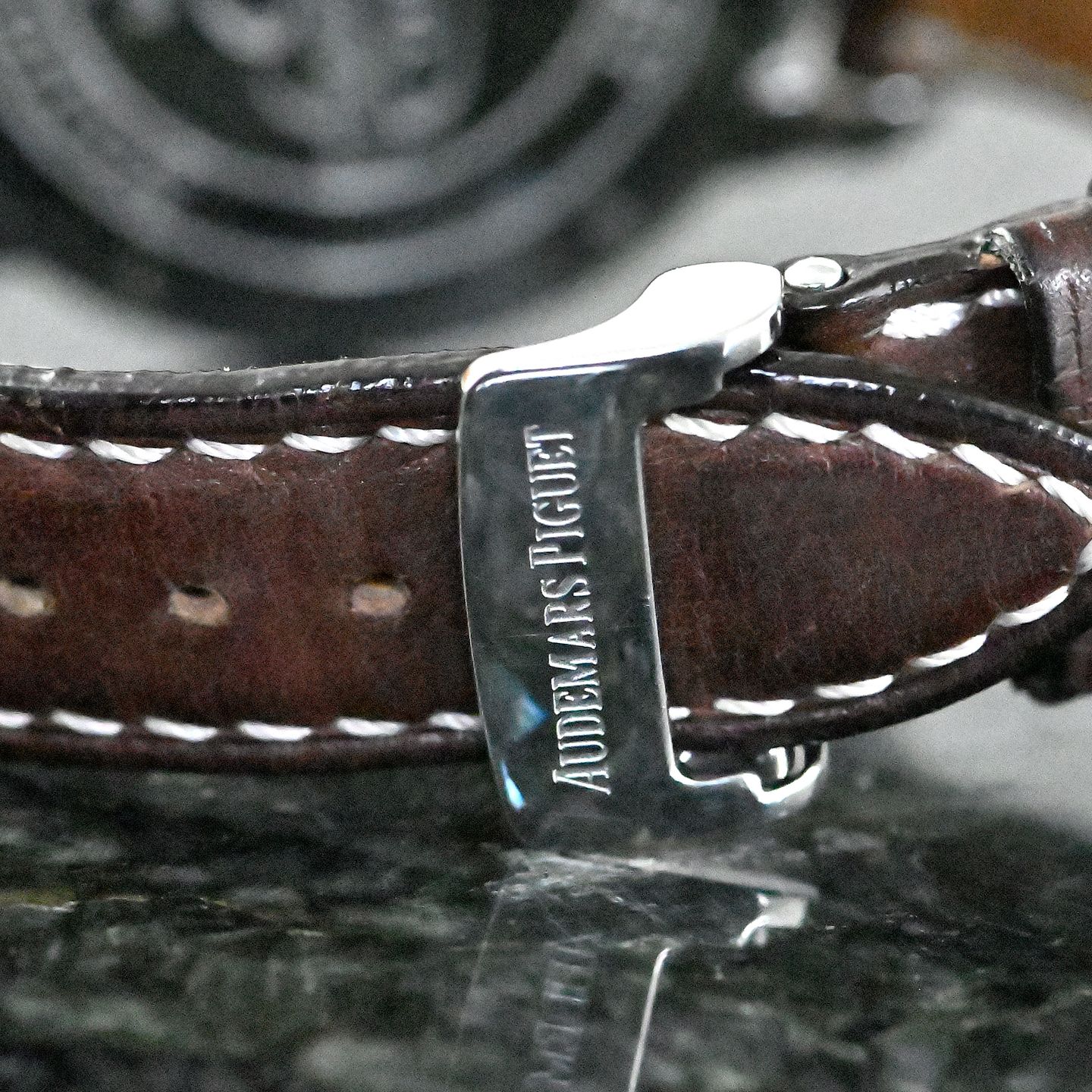 Audemars Piguet Millenary 26150ST.OO.D084CU.01 (2009) - Zilver wijzerplaat 47mm Staal (8/8)