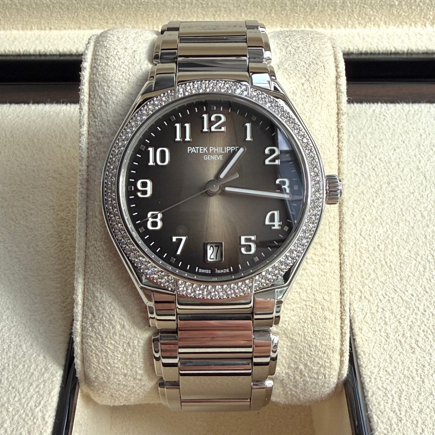 Patek Philippe Twenty~4 7300/1200A-010 - (1/6)