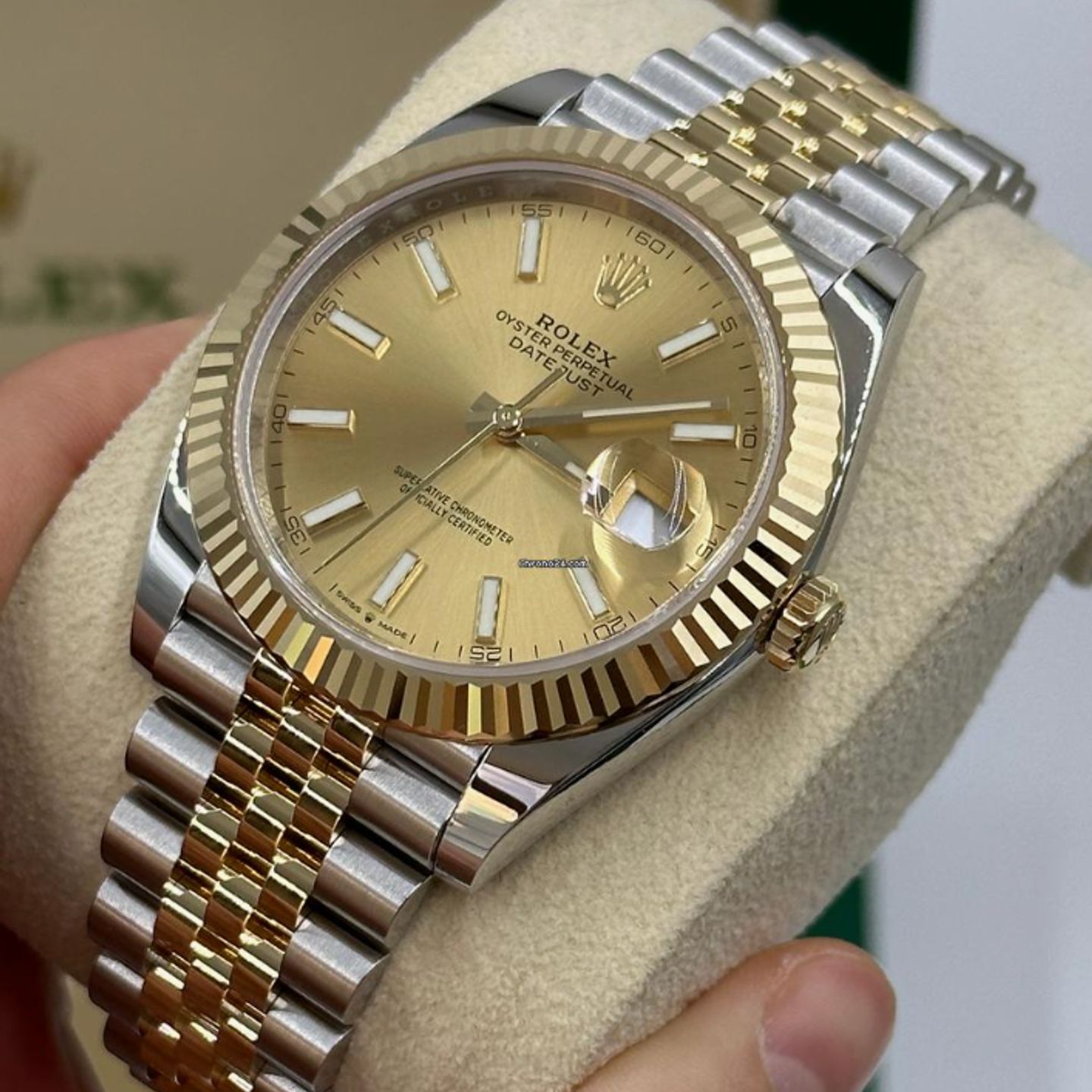 Rolex Datejust 41 126333 (2025) - Champagne wijzerplaat 41mm Goud/Staal (6/7)