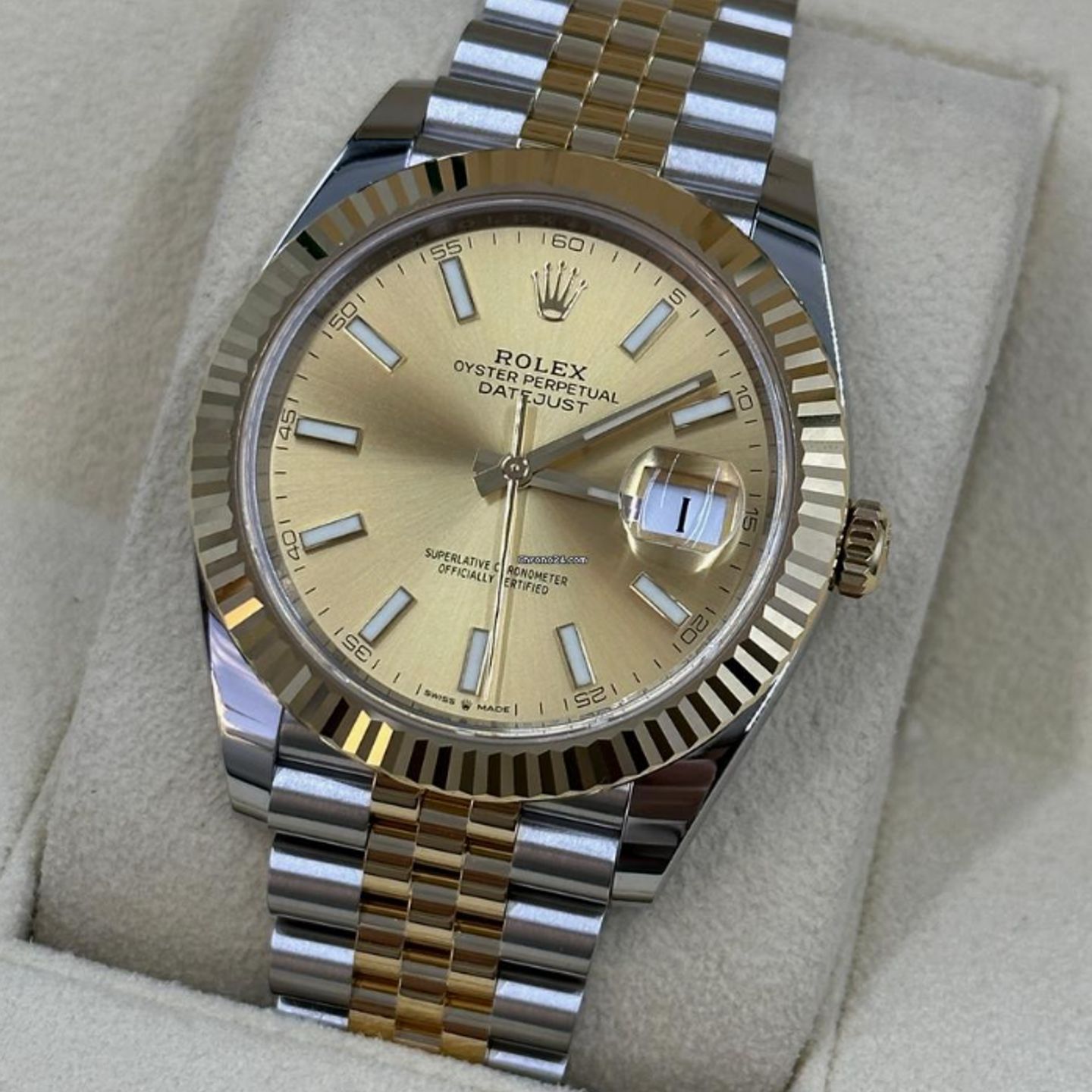 Rolex Datejust 41 126333 (2025) - Champagne wijzerplaat 41mm Goud/Staal (5/7)