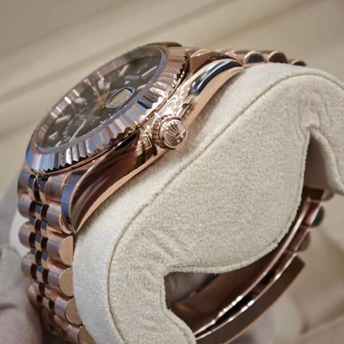 Rolex Sky-Dweller 336935 (2024) - Unknown dial 42 mm Rose Gold case (3/3)