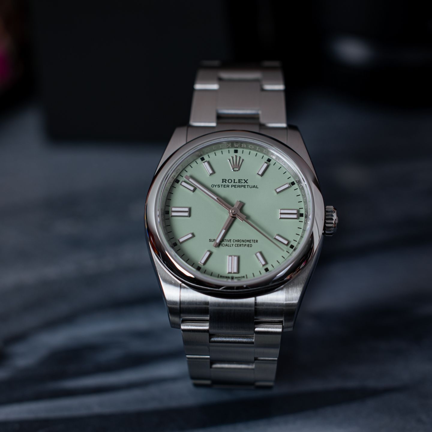 Rolex Oyster Perpetual 36 126000 (2025) - Groen wijzerplaat 36mm Staal (2/6)