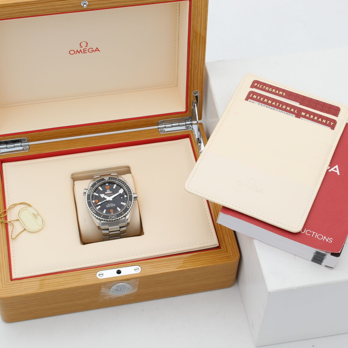 Omega Seamaster Planet Ocean 232.30.46.21.01.003 - (8/8)