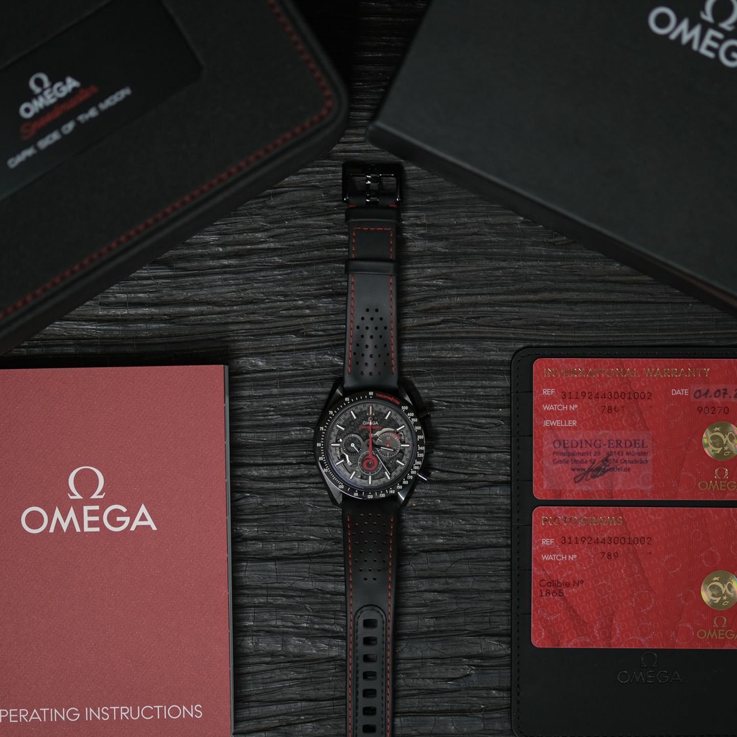 Omega Speedmaster Professional Moonwatch 311.92.44.30.01.002 - (2/8)