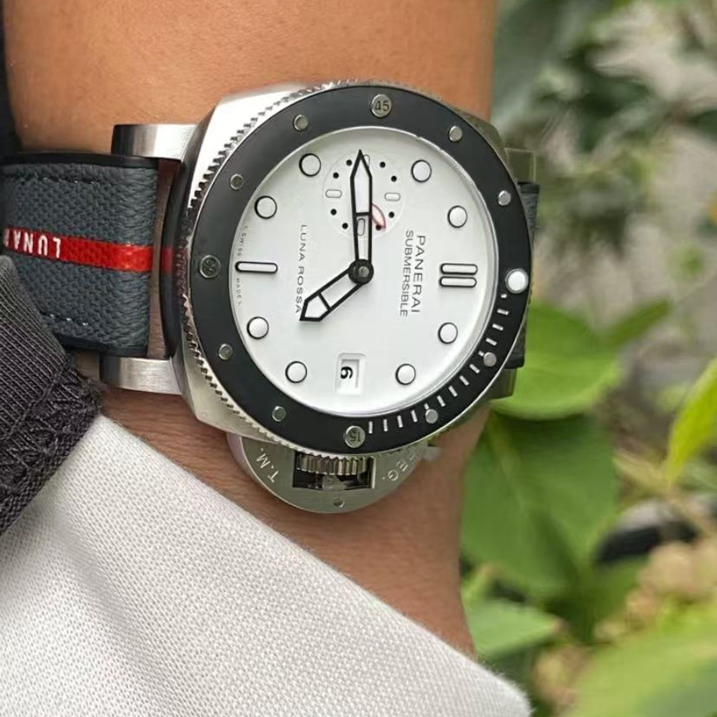 Panerai Submersible PAM01579 - (4/5)