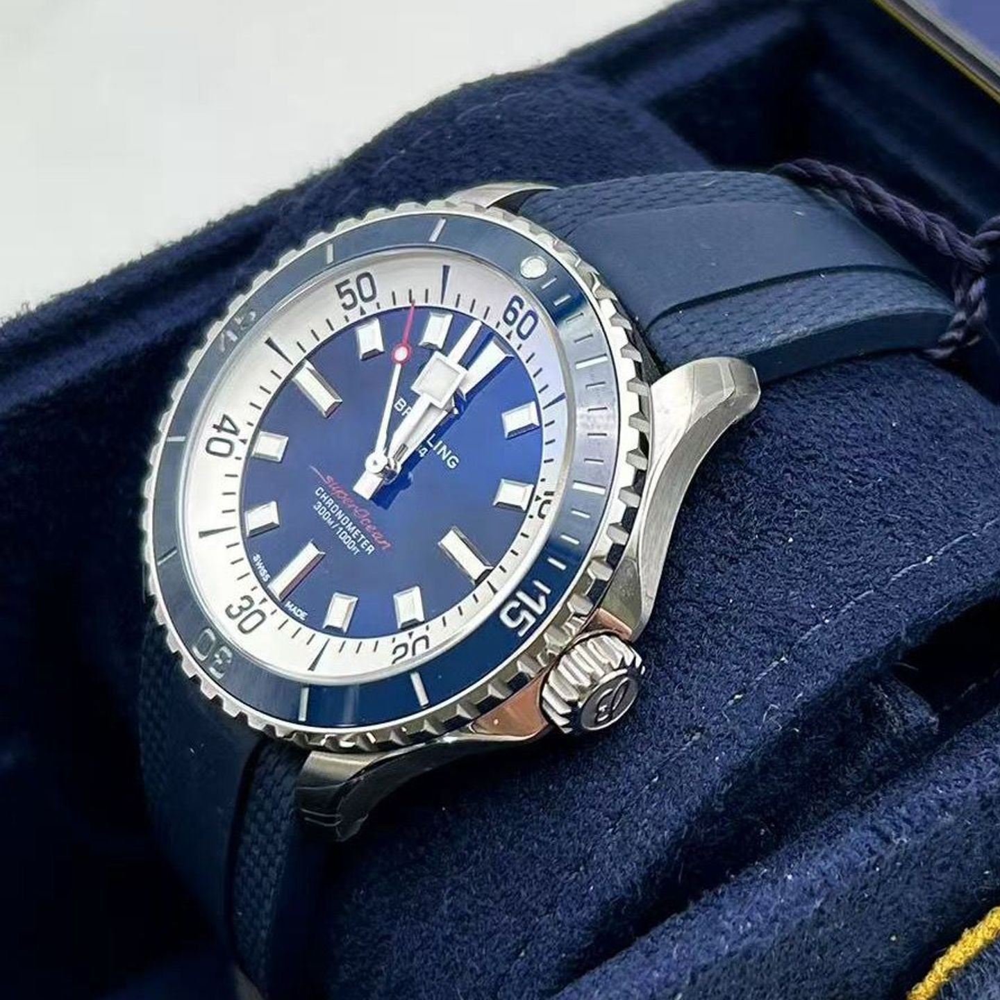 Breitling Superocean 42 A17375E71C1S1 - (2/8)