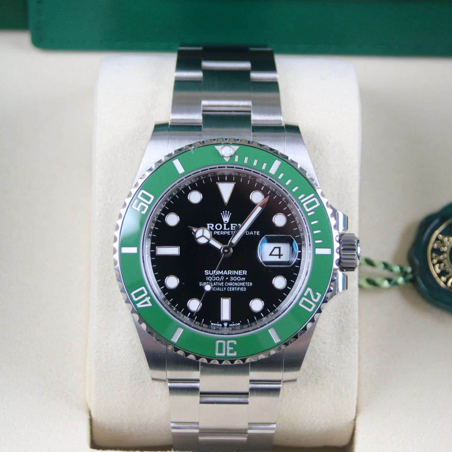 Rolex Submariner Date 126610LV (2025) - Black dial 41 mm Steel case (2/6)
