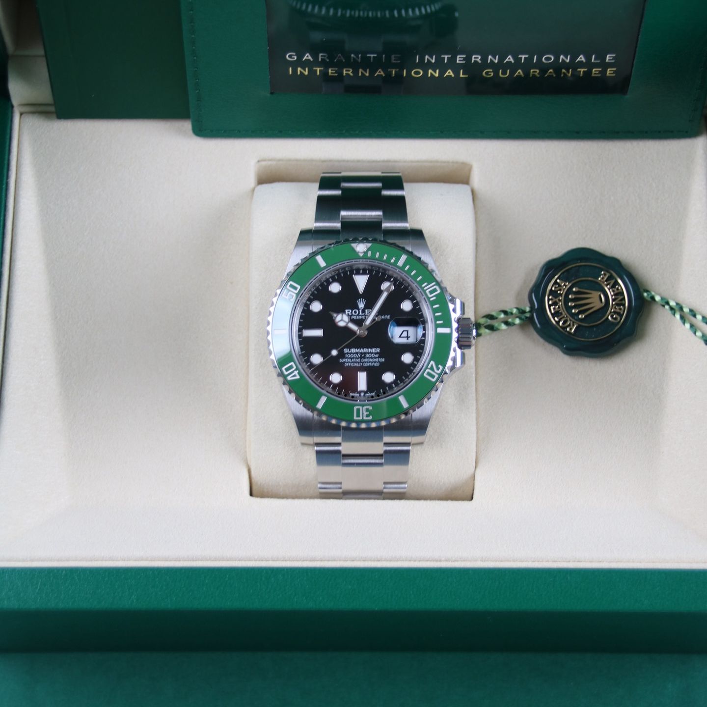 Rolex Submariner Date 126610LV (2025) - Black dial 41 mm Steel case (4/6)