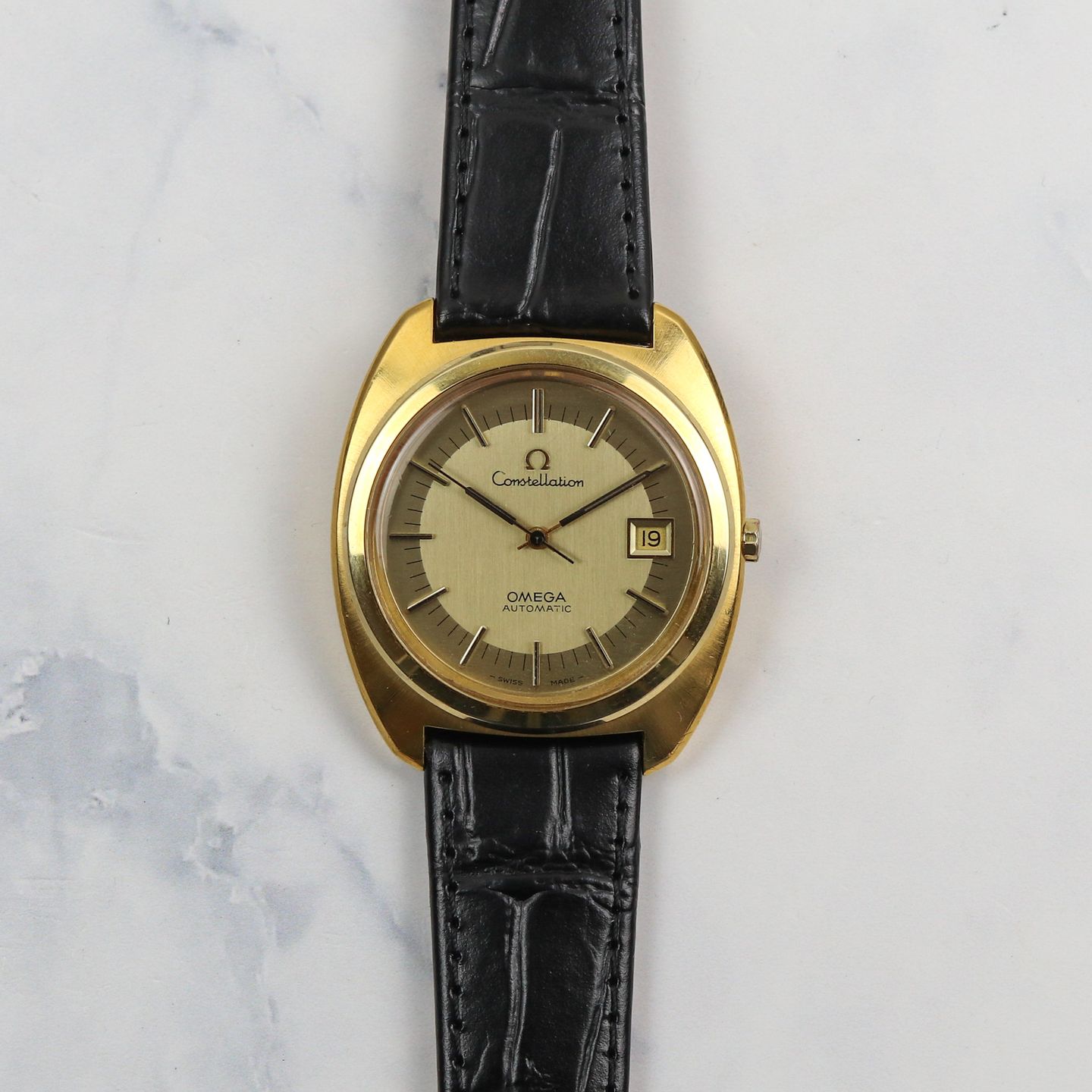 Omega Constellation 166.0228 (1974) - Champagne dial 38 mm Gold/Steel case (4/4)