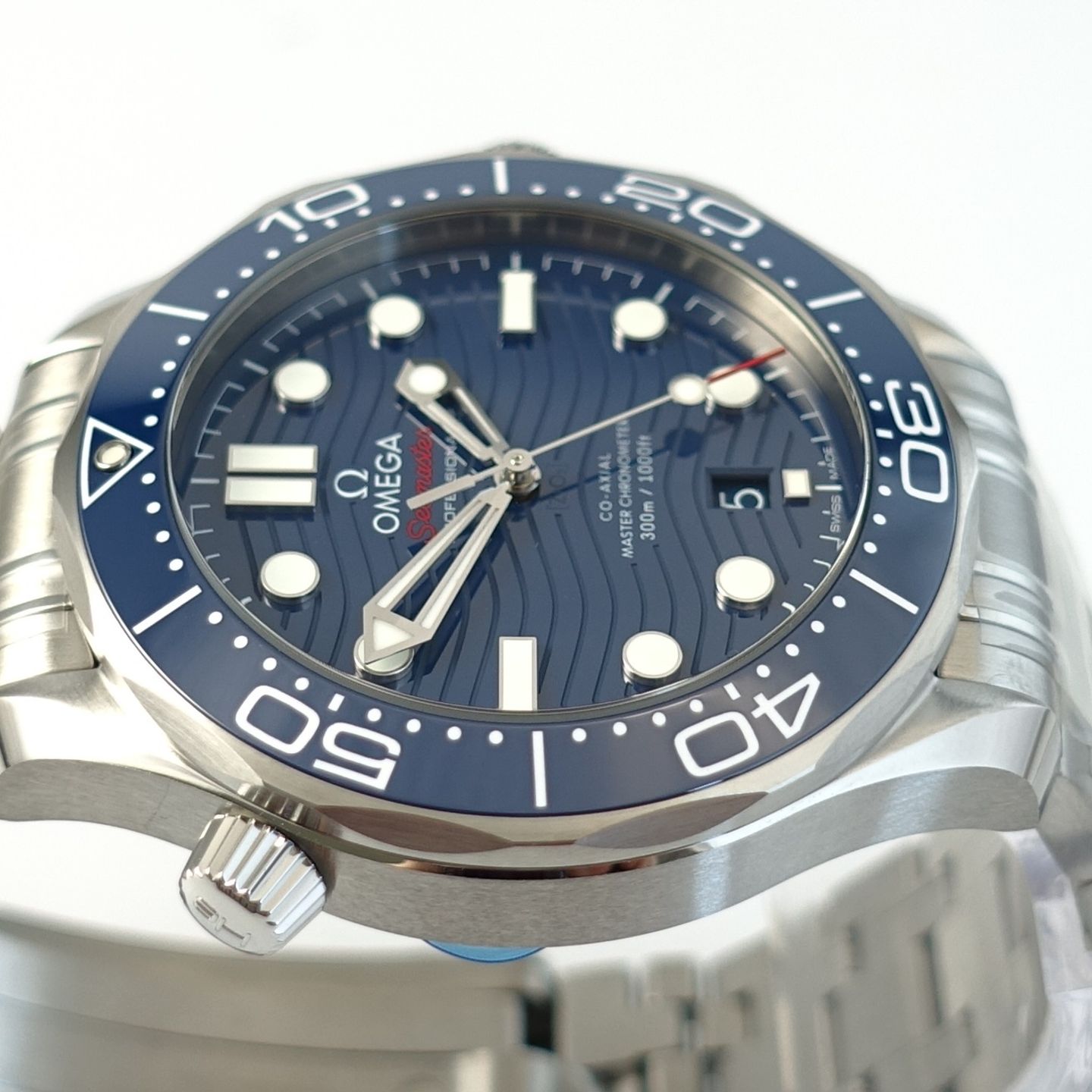 Omega Seamaster Diver 300 M 210.30.42.20.03.001 - (3/8)