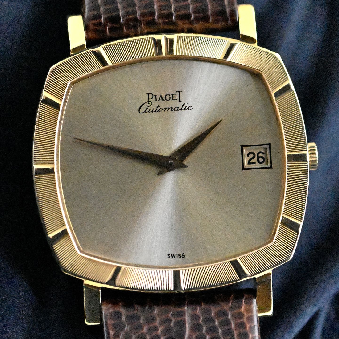 Piaget Vintage 13423 (1973) - Champagne dial 32 mm Yellow Gold case (1/8)