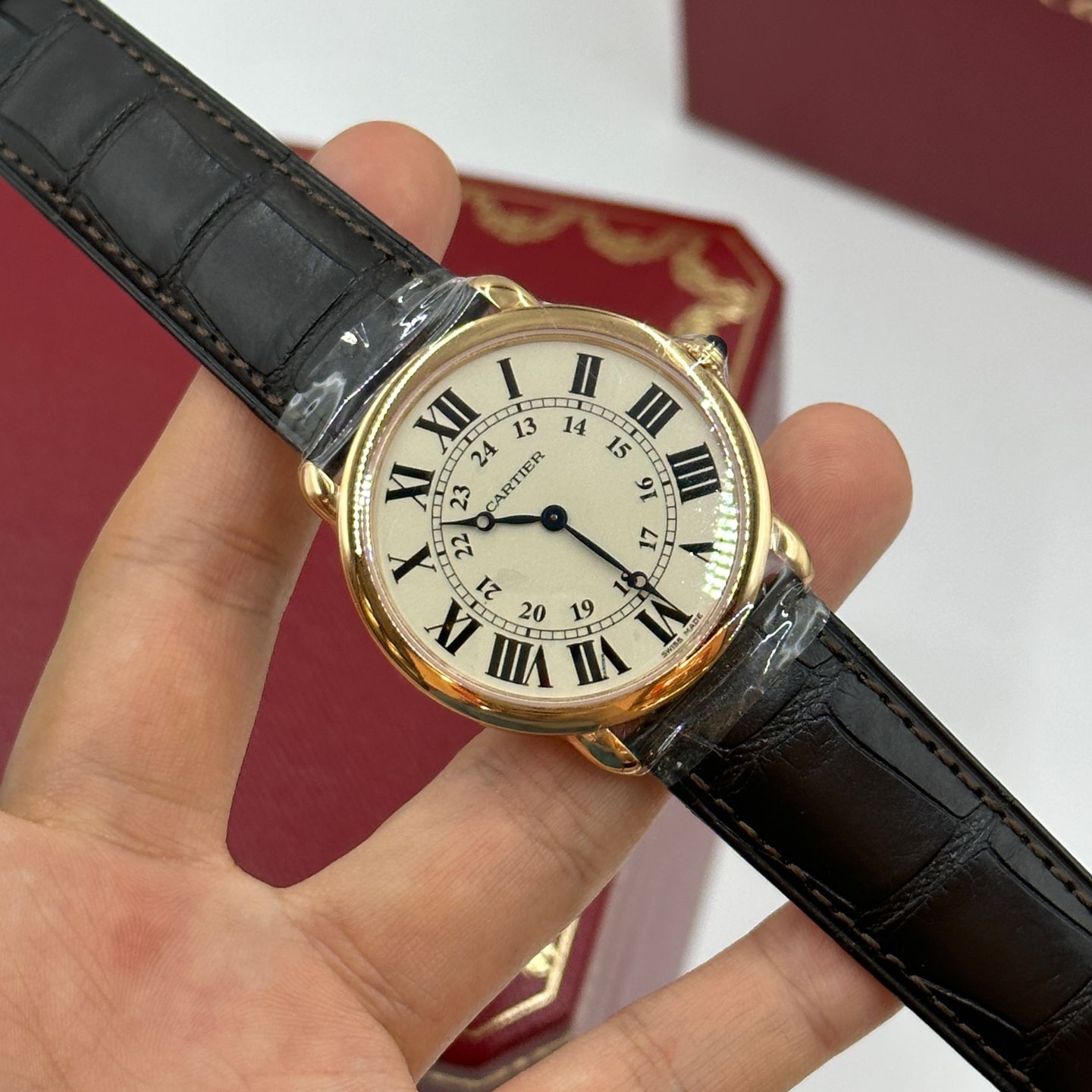 Cartier Ronde Louis Cartier W6800251 (2024) - Zilver wijzerplaat 36mm Roségoud (7/8)