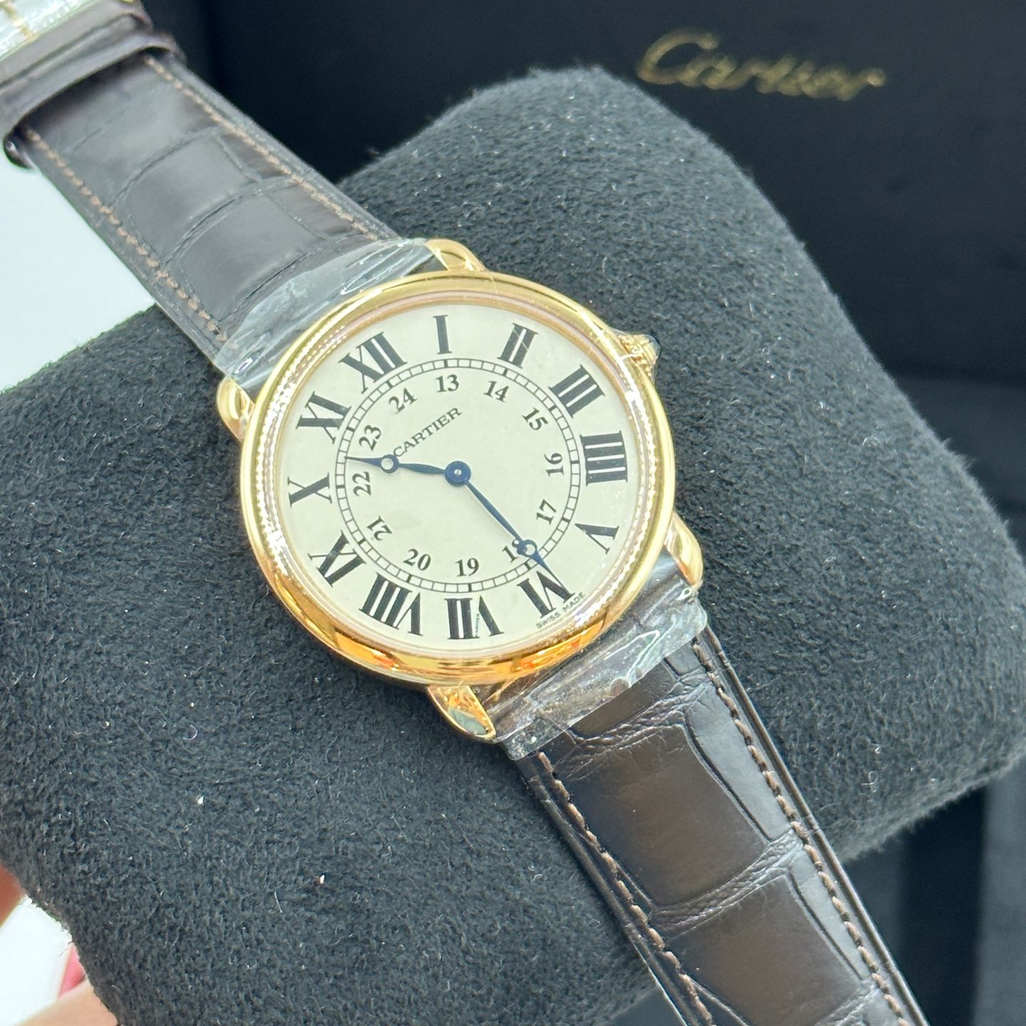 Cartier Ronde Louis Cartier W6800251 (2024) - Zilver wijzerplaat 36mm Roségoud (4/8)