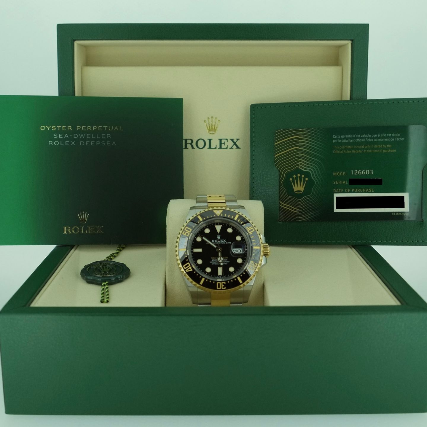 Rolex Sea-Dweller 126603 (2025) - Black dial 43 mm Gold/Steel case (5/6)