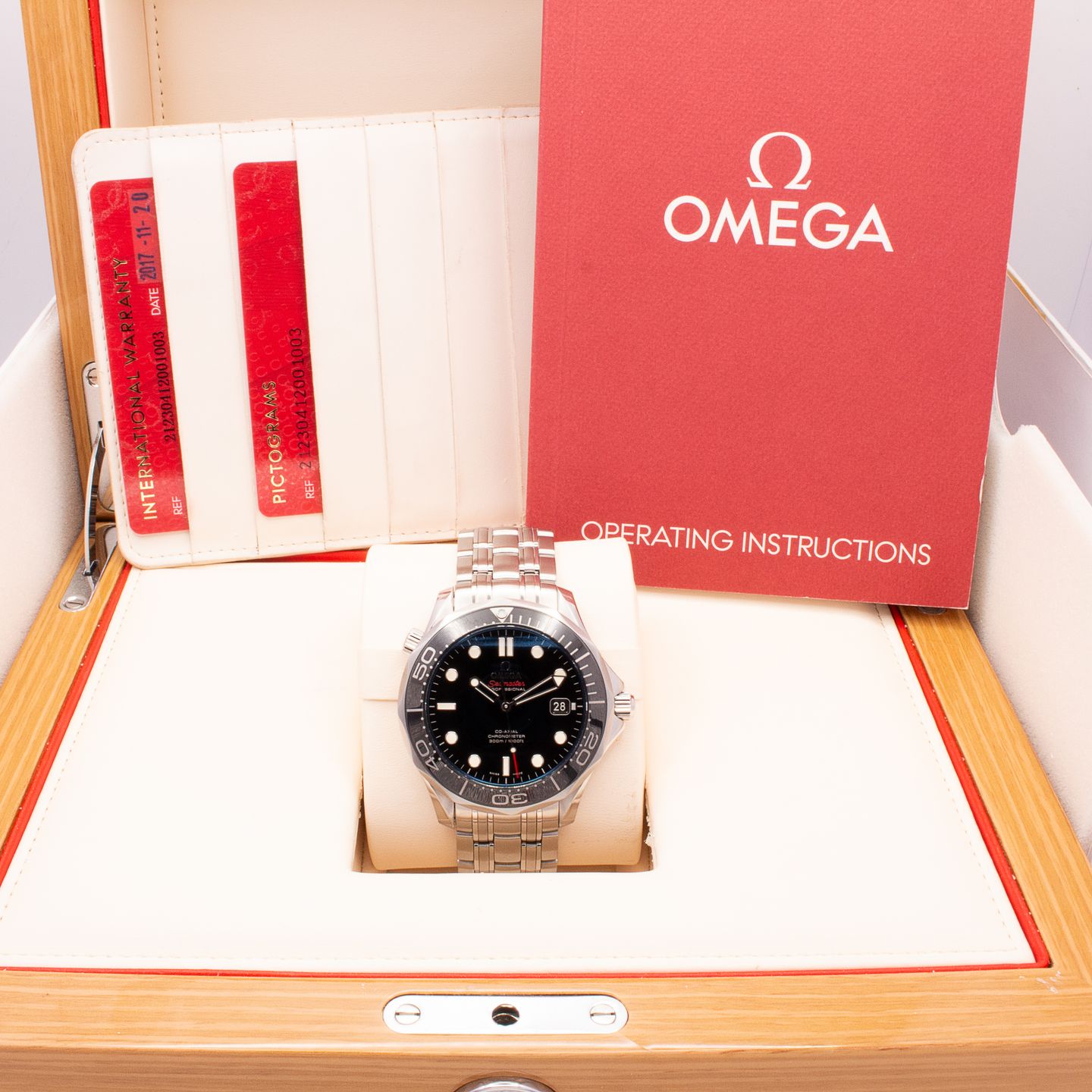 Omega Seamaster Diver 300 M 212.30.41.20.01.003 (2017) - Black dial 41 mm Steel case (8/8)