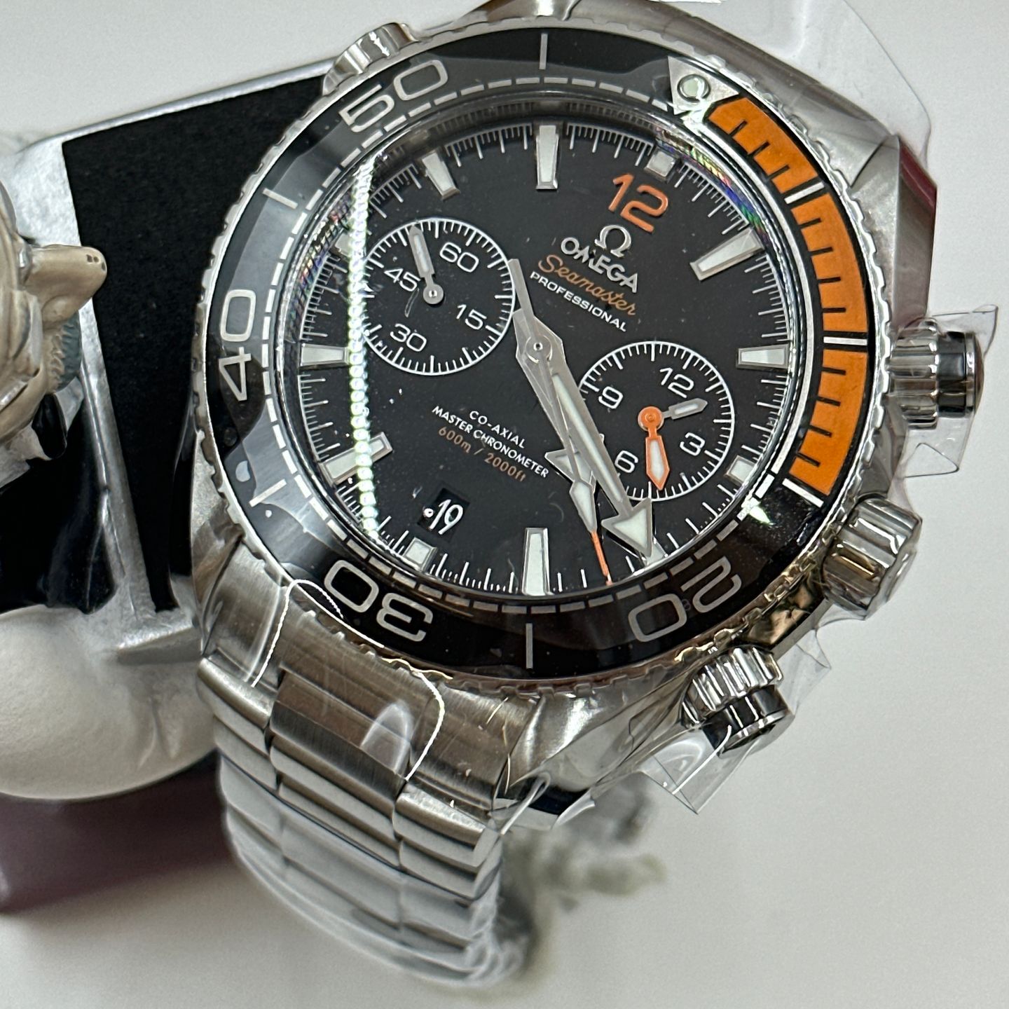 Omega Seamaster Planet Ocean Chronograph 215.30.46.51.01.002 (2023) - Black dial 46 mm Steel case (1/8)