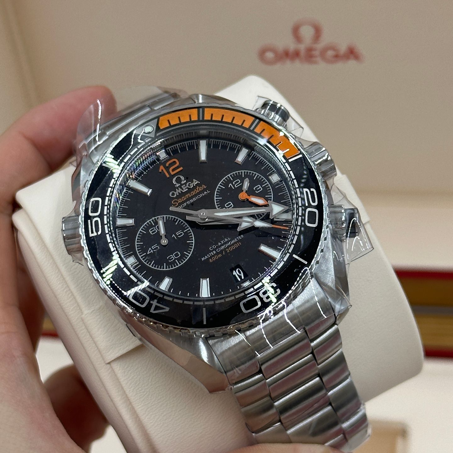 Omega Seamaster Planet Ocean Chronograph 215.30.46.51.01.002 (2023) - Zwart wijzerplaat 46mm Staal (5/8)