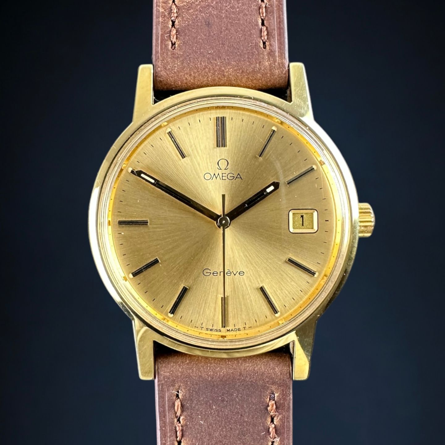 Omega Genève 136.0104 (1974) - Gold dial 35 mm Gold/Steel case (1/8)